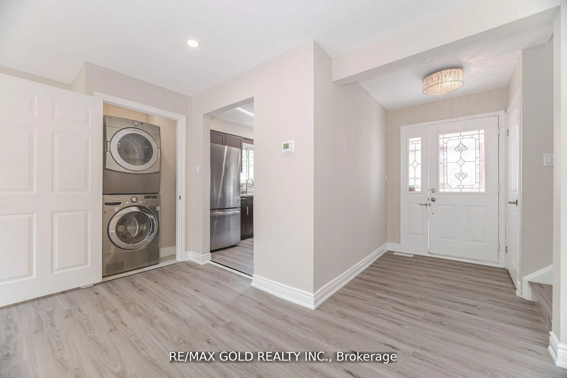 Photo 23 of 212 Cedarwoods Crescent, Kitchener — HOMEH