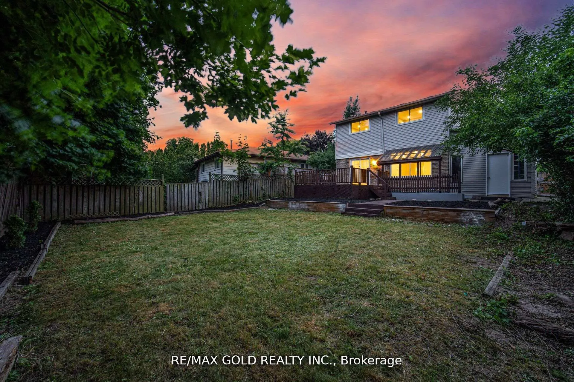 Photo 48 of 212 Cedarwoods Crescent, Kitchener — HOMEH
