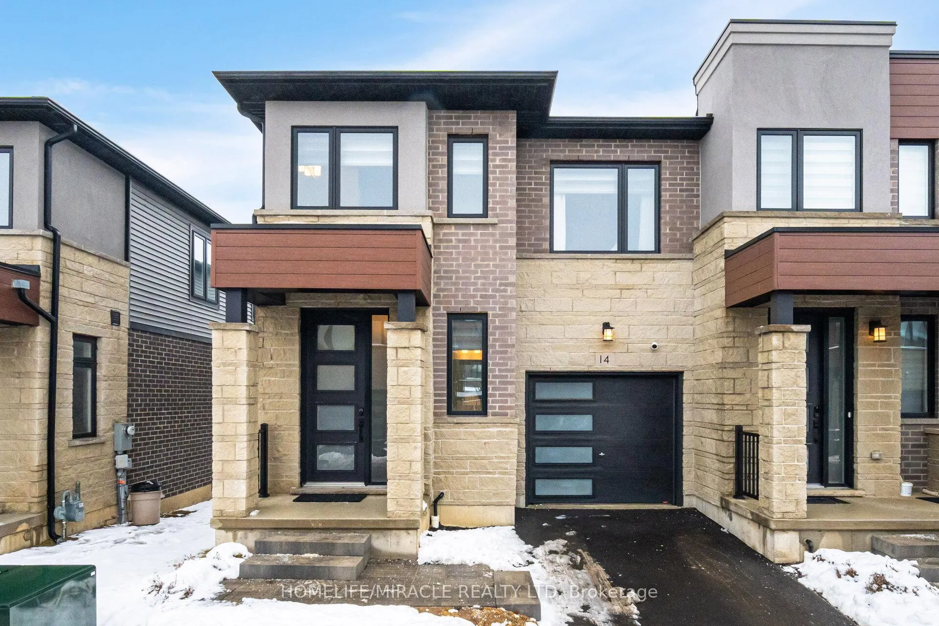 Photo 1 of 14 Southam Lane, Hamilton, Mountview — HOMEH