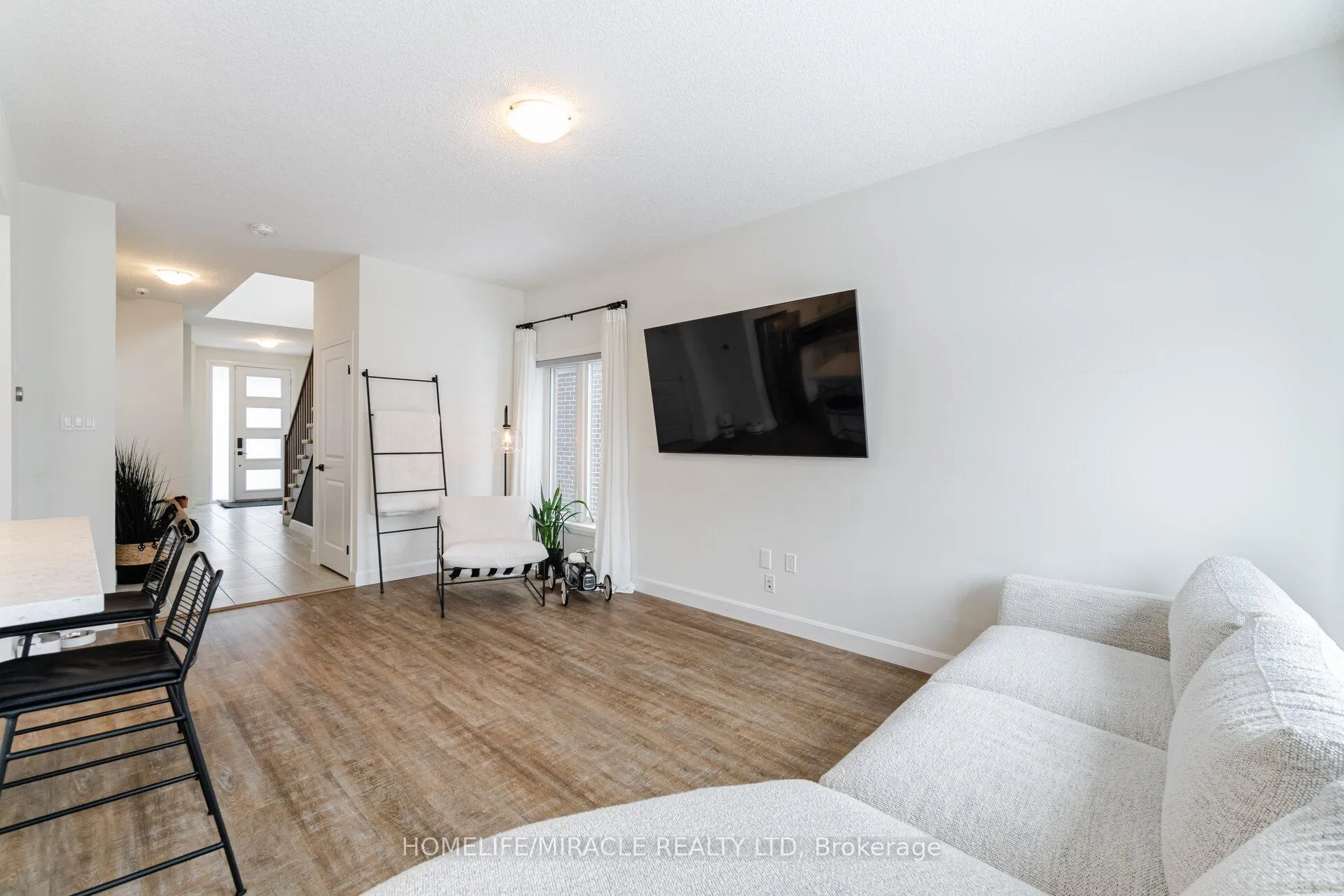 Photo 7 of 14 Southam Lane, Hamilton, Mountview — HOMEH