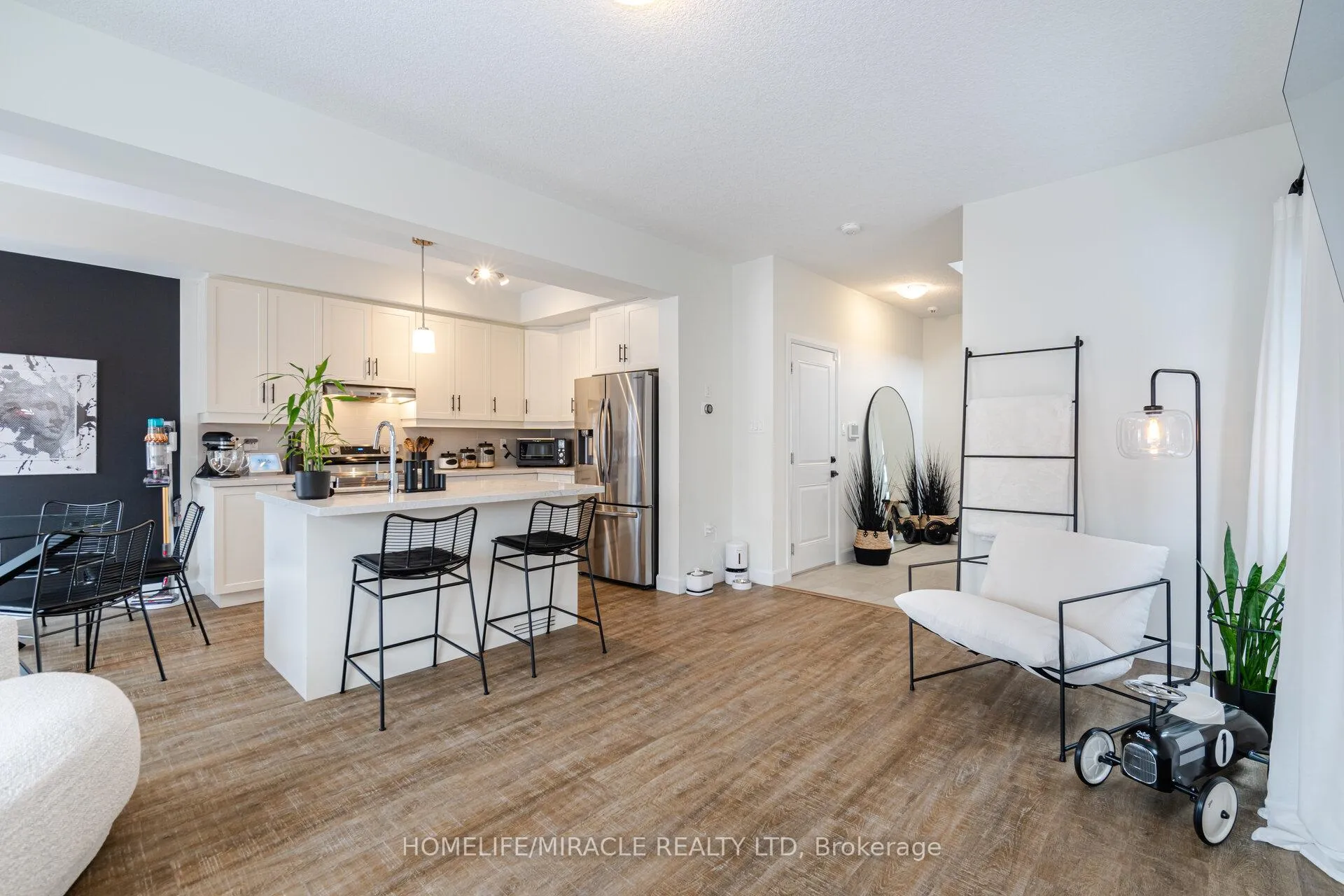 Photo 8 of 14 Southam Lane, Hamilton, Mountview — HOMEH