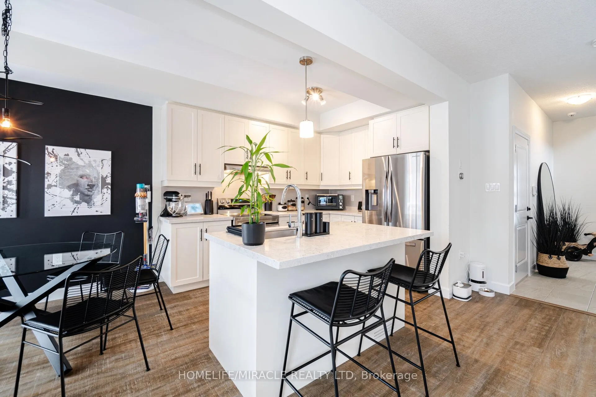 Photo 10 of 14 Southam Lane, Hamilton, Mountview — HOMEH