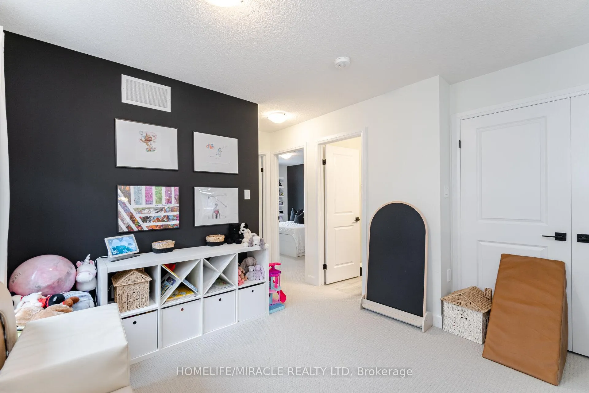 Photo 26 of 14 Southam Lane, Hamilton, Mountview — HOMEH