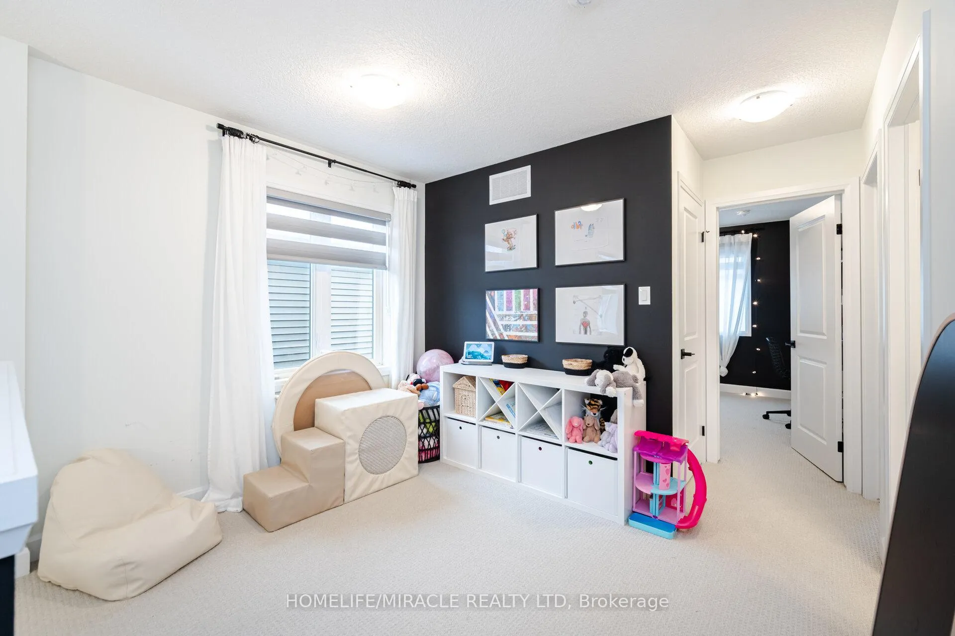 Photo 32 of 14 Southam Lane, Hamilton, Mountview — HOMEH
