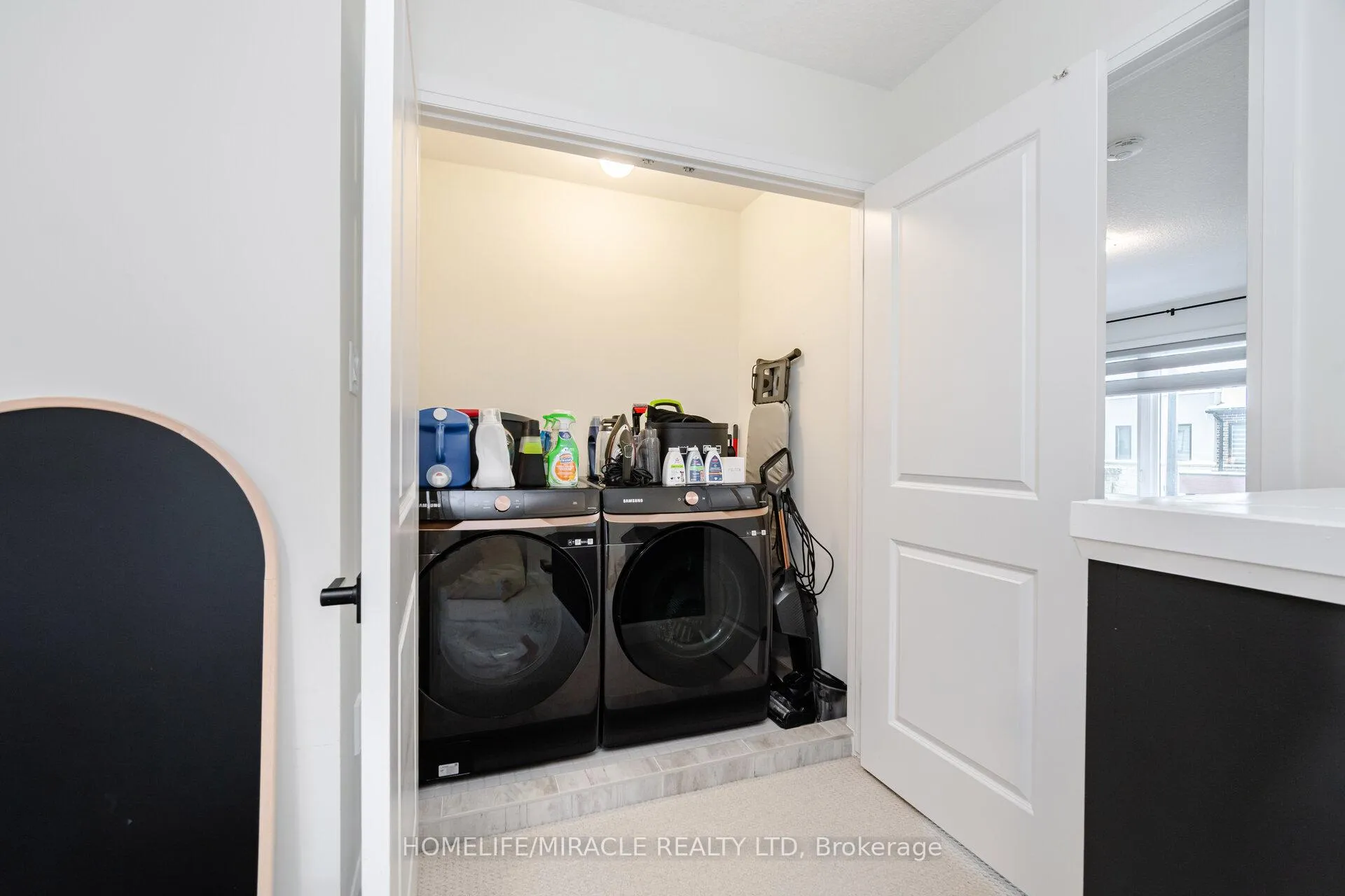 Photo 38 of 14 Southam Lane, Hamilton, Mountview — HOMEH