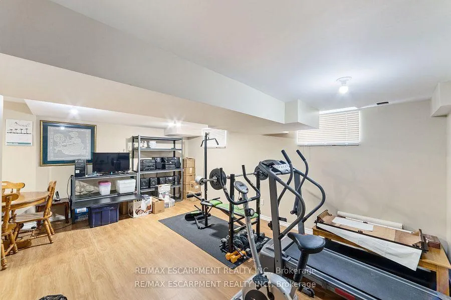 Photo 23 of 82 Griffith Drive, Grimsby, Grimsby East — HOMEH
