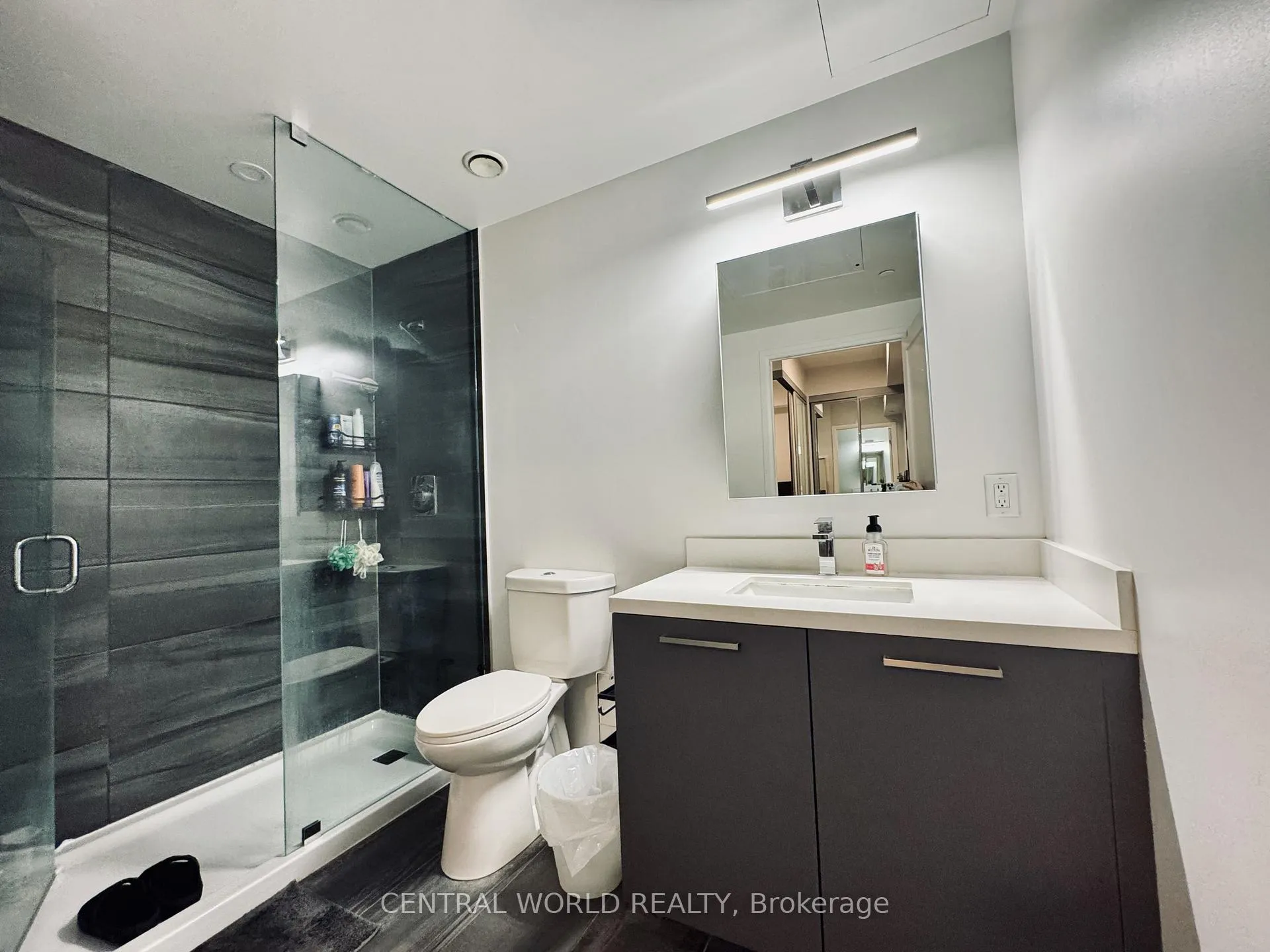 Photo 8 of Unit 2115, 12 Gandhi Lane, Markham, Commerce Valley — HOMEH