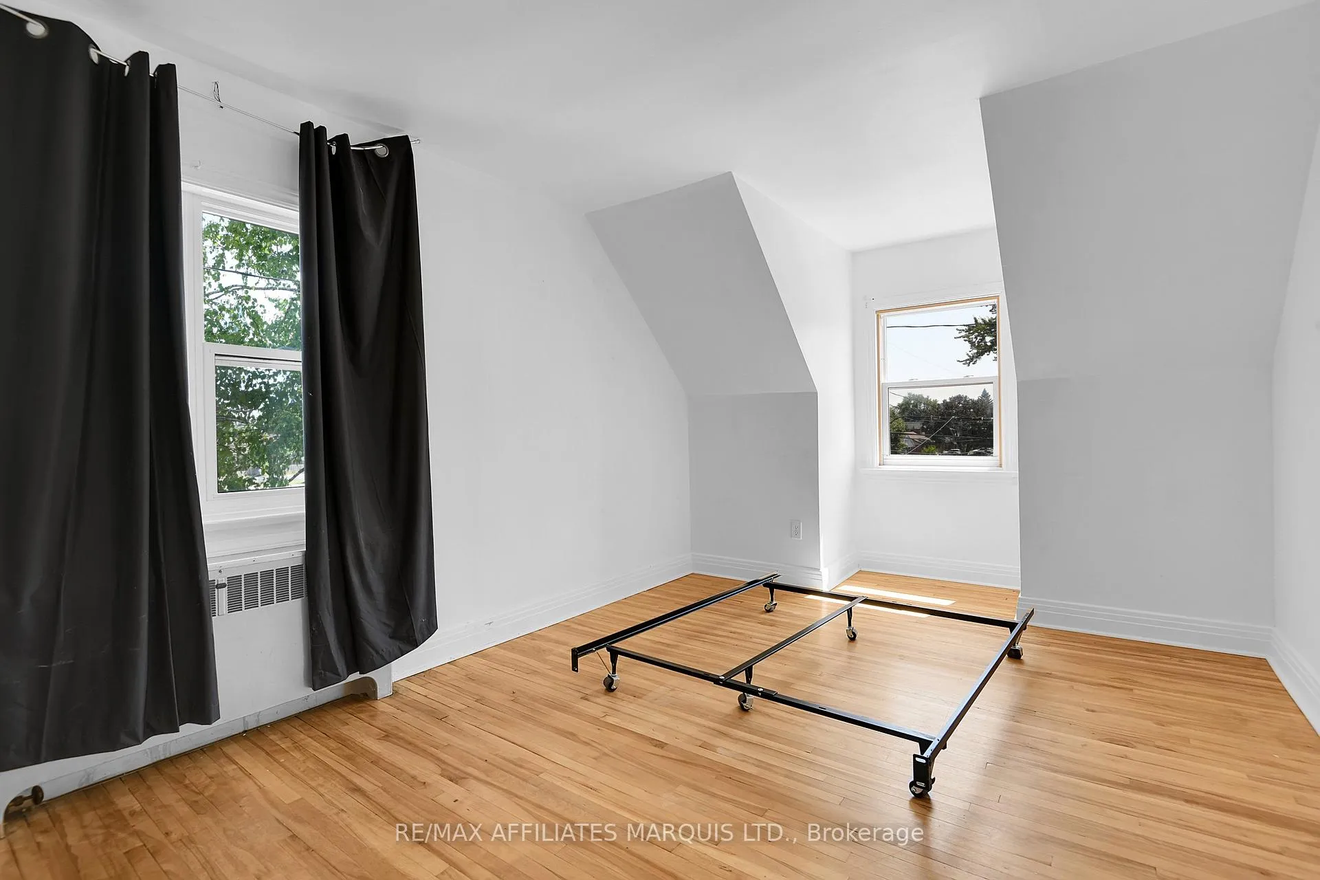 Photo 9 of 547 Fifth Street E, Cornwall — HOMEH