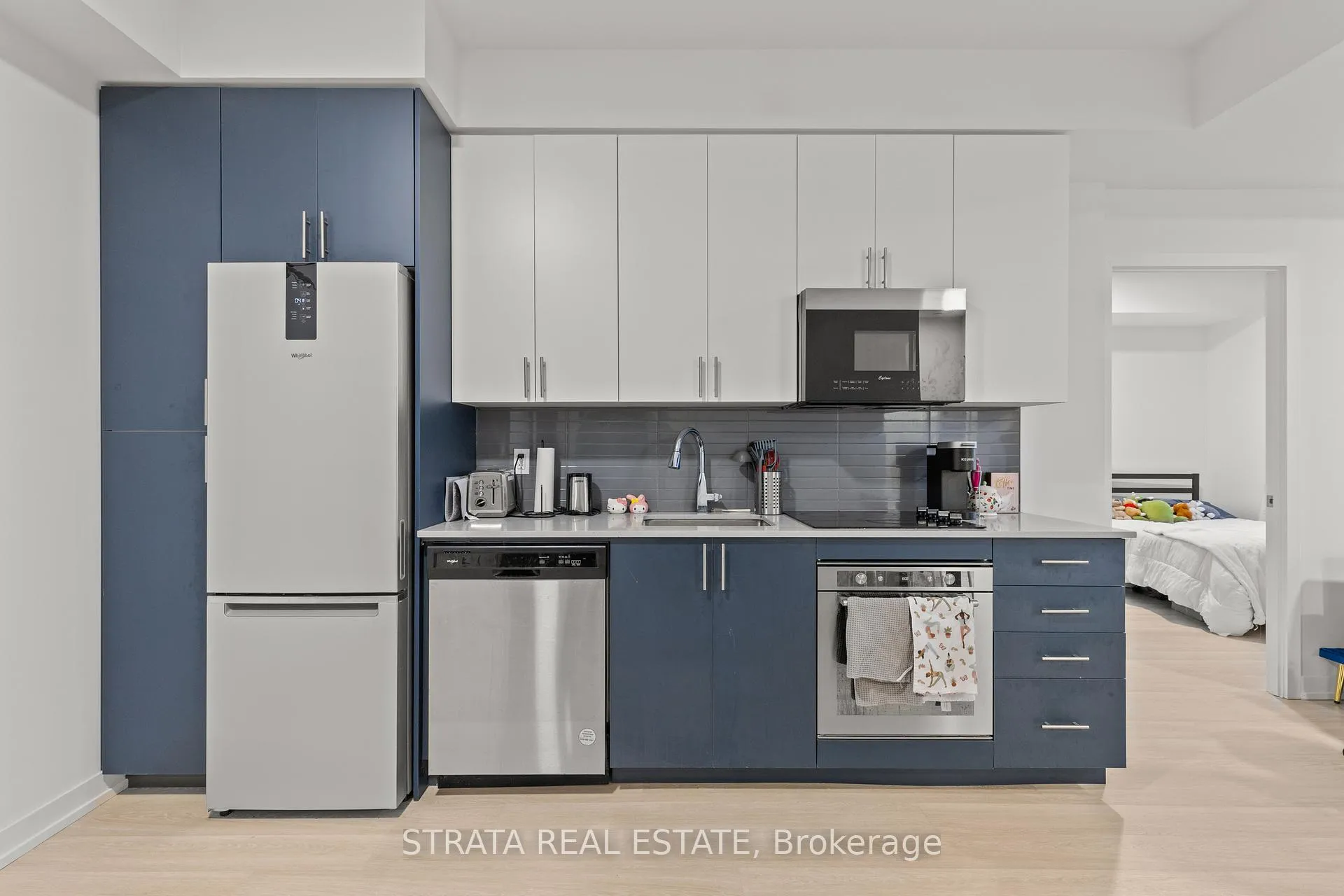 Photo 7 of Unit 601, 415 Main Street W, Hamilton, Kirkendall — HOMEH