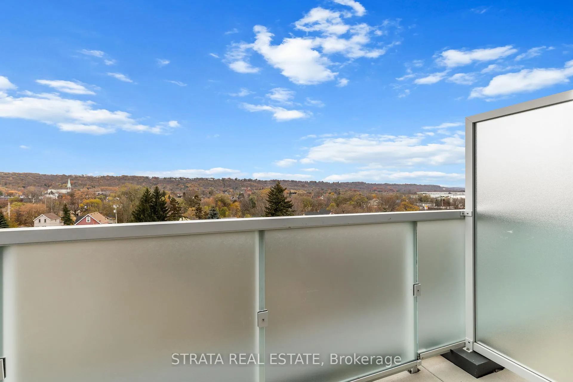 Photo 13 of Unit 601, 415 Main Street W, Hamilton, Kirkendall — HOMEH