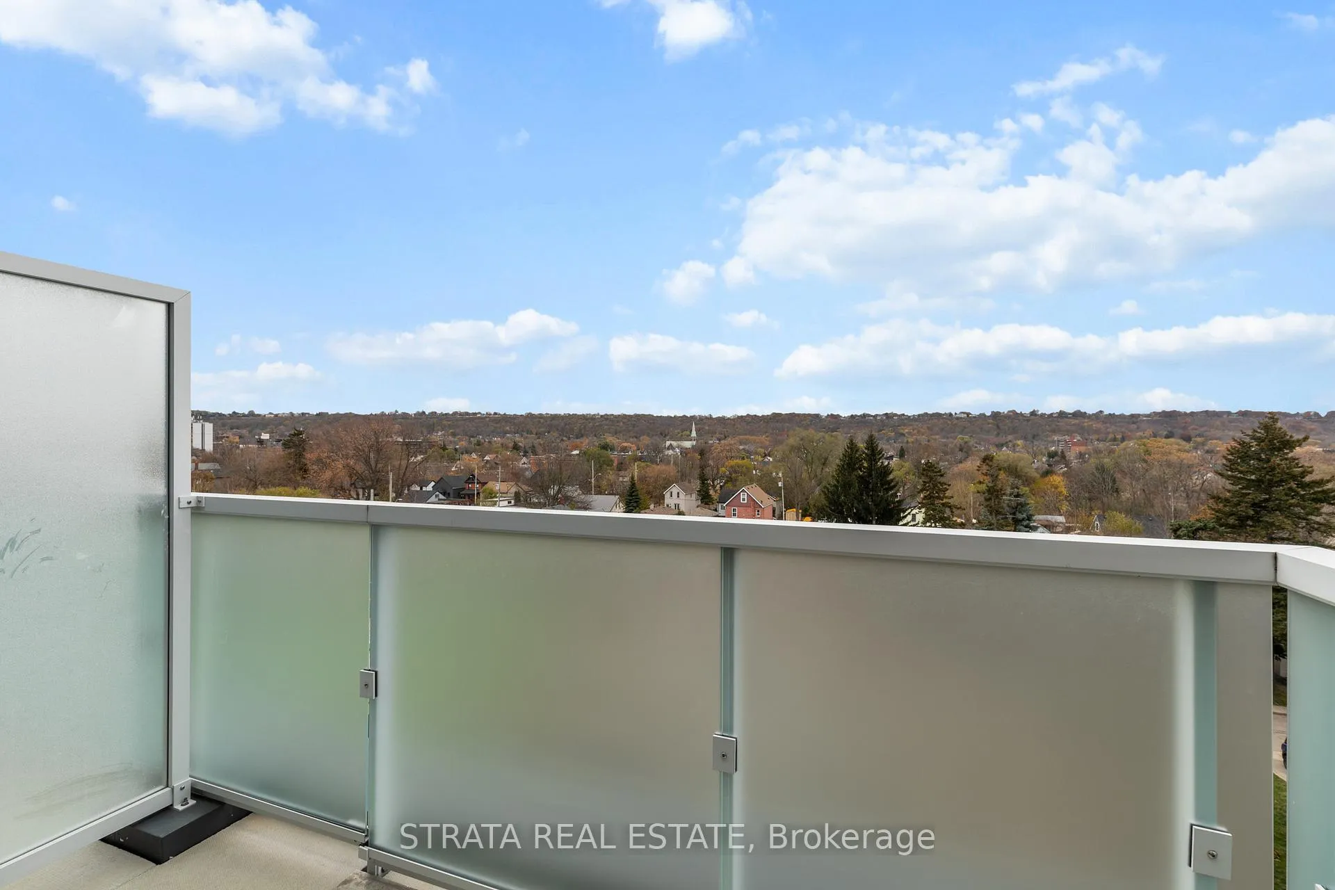 Photo 15 of Unit 601, 415 Main Street W, Hamilton, Kirkendall — HOMEH