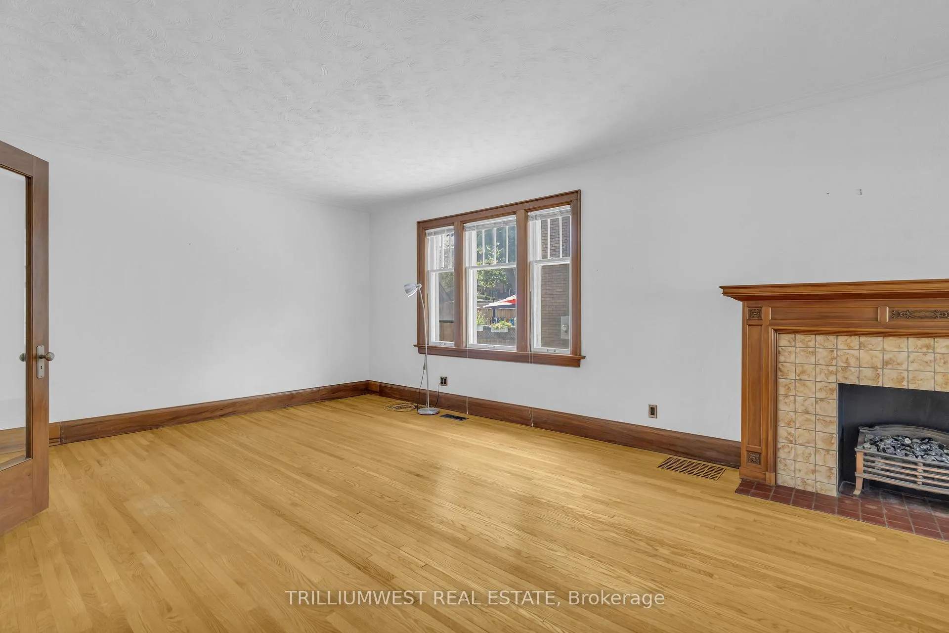 Photo 8 of 151 Union Boulevard, Kitchener — HOMEH
