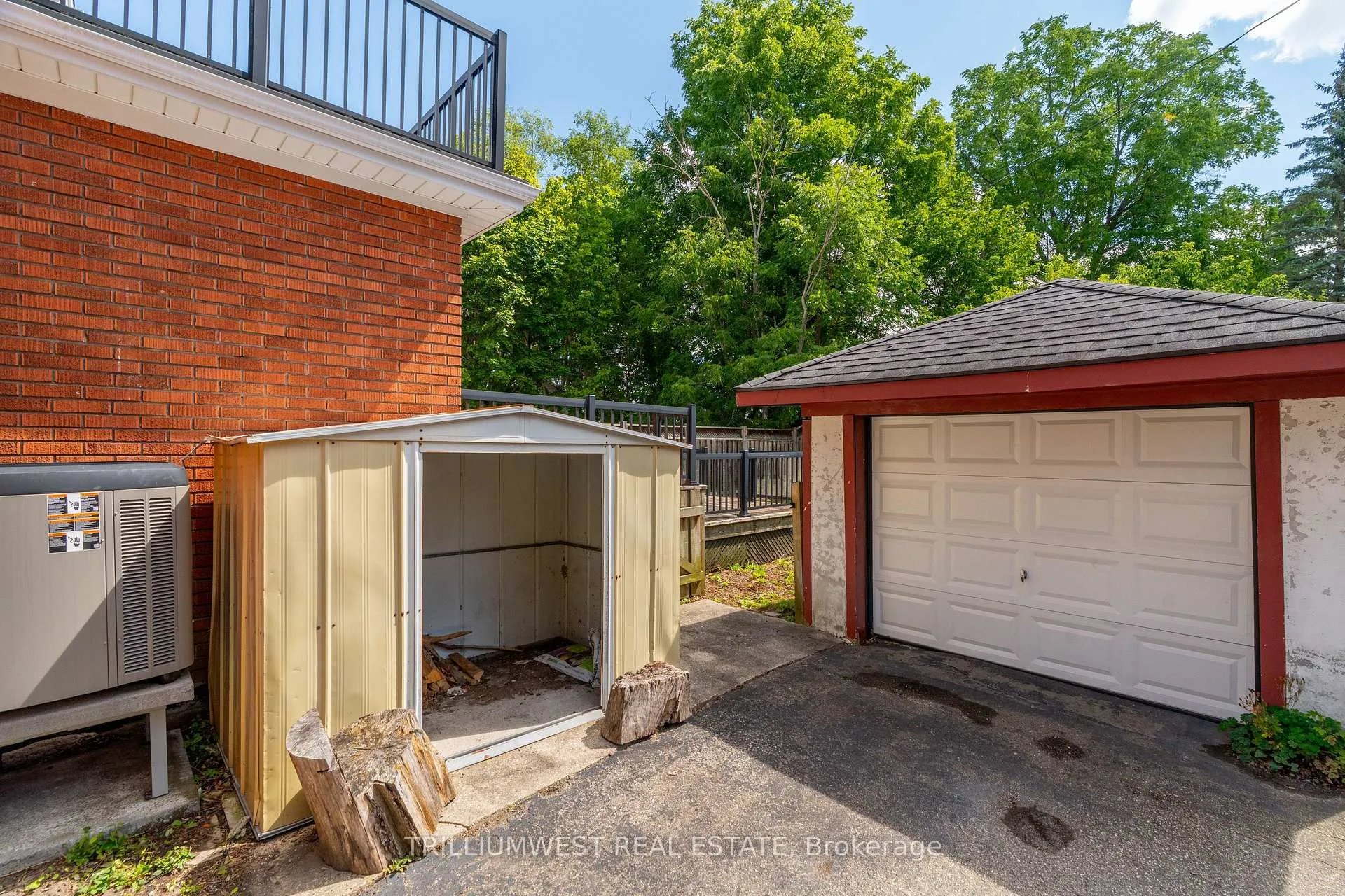 Photo 33 of 151 Union Boulevard, Kitchener — HOMEH