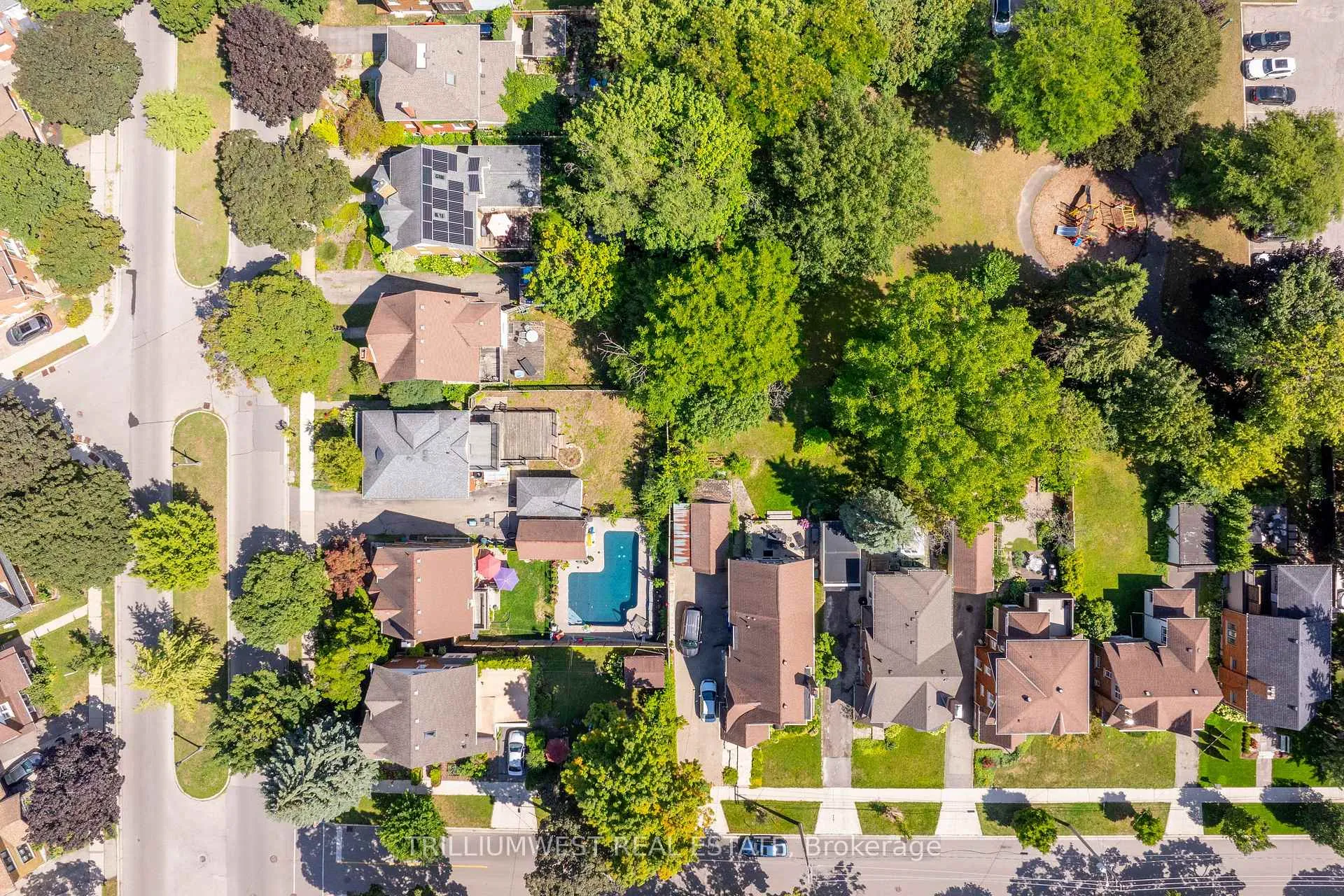 Photo 36 of 151 Union Boulevard, Kitchener — HOMEH
