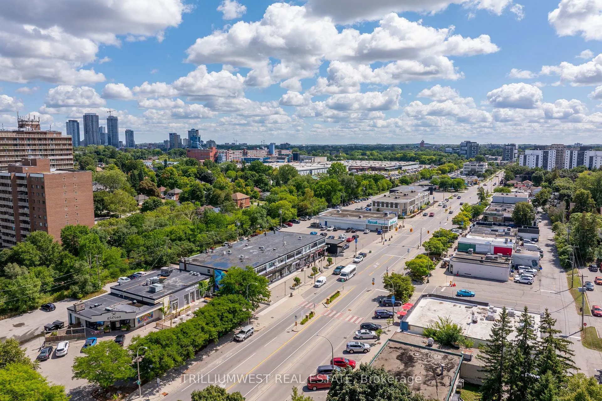 Photo 38 of 151 Union Boulevard, Kitchener — HOMEH