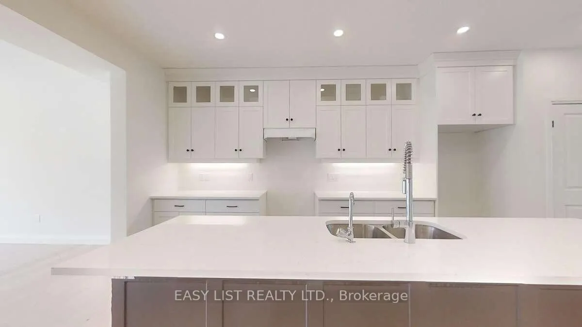 Photo 7 of 6 Kay Crescent, Guelph, Pineridge/Westminster Woods — HOMEH