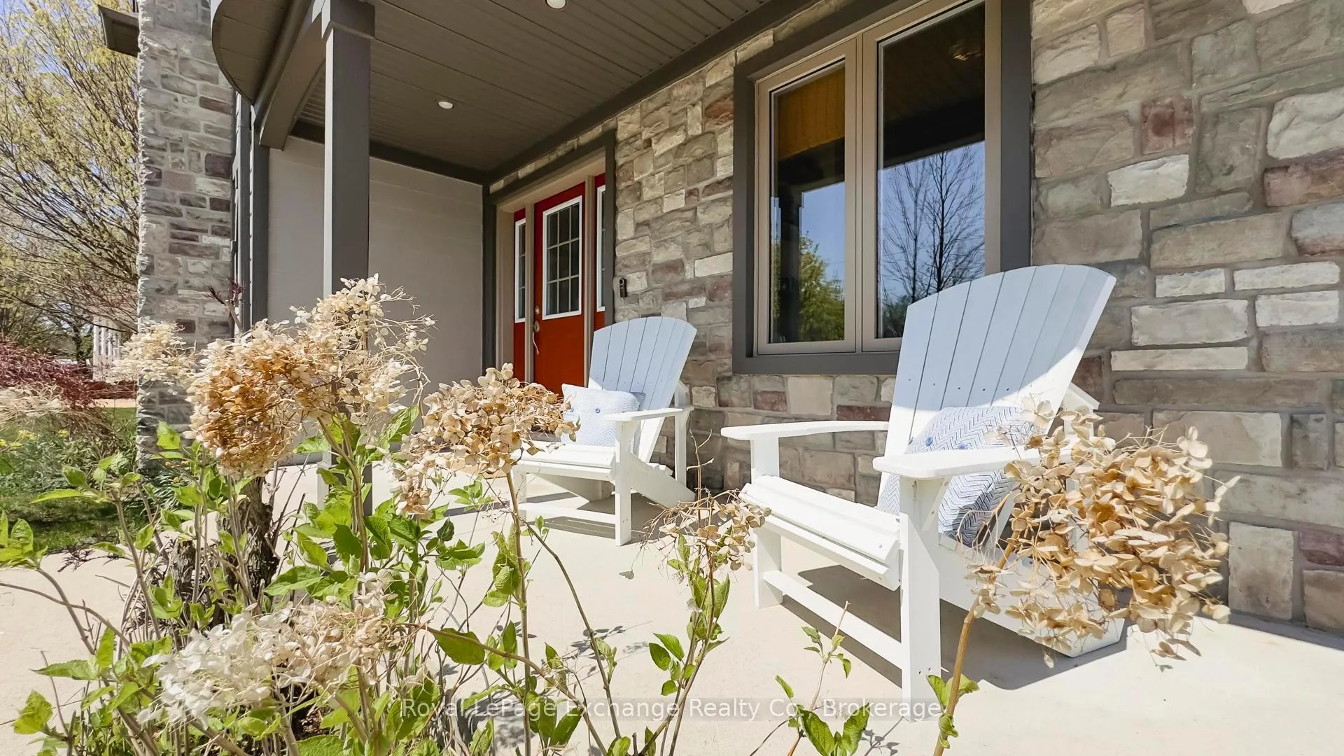 Photo 4 of 902 Park Place, Huron-Kinloss — HOMEH