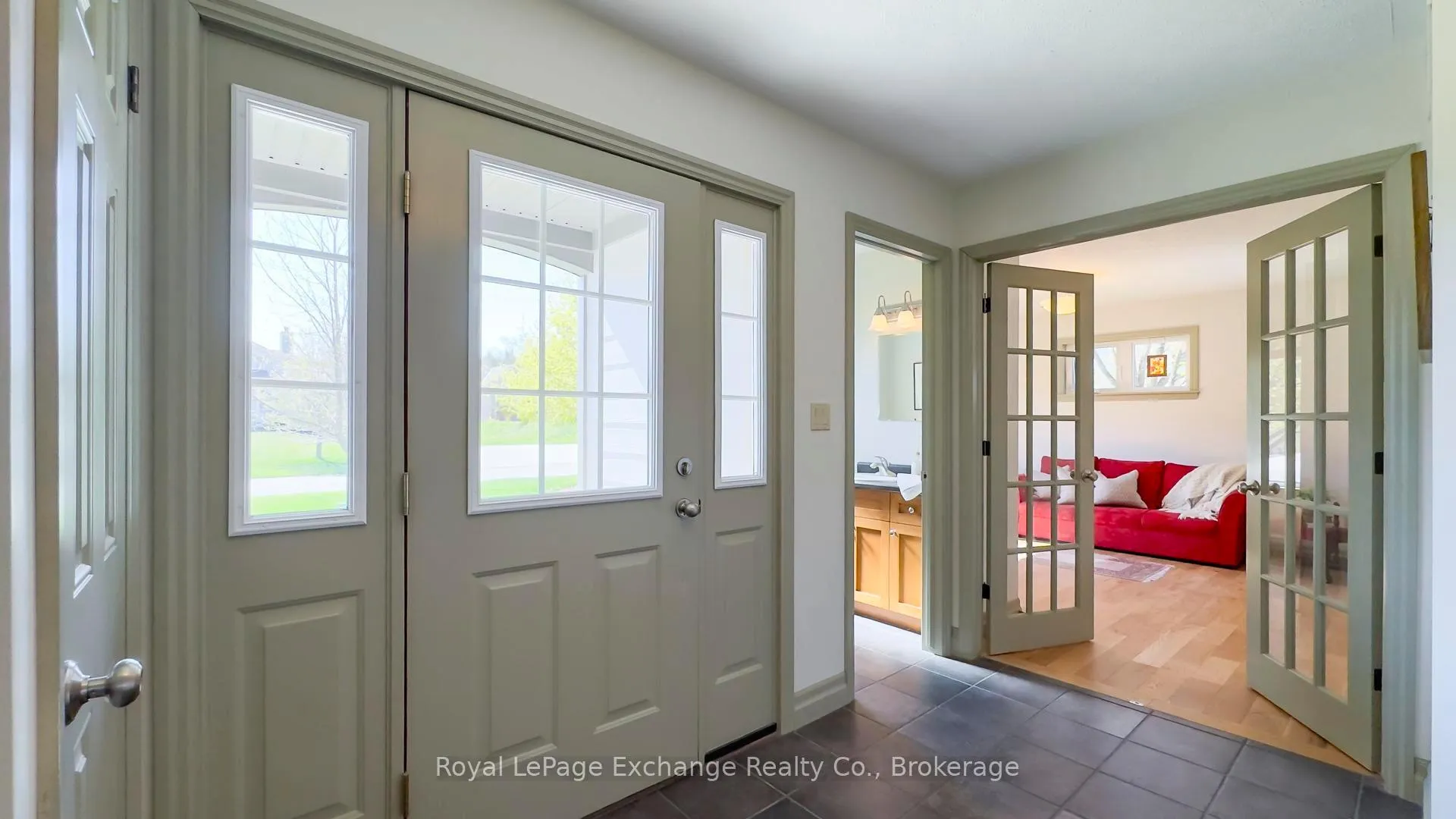 Photo 5 of 902 Park Place, Huron-Kinloss — HOMEH