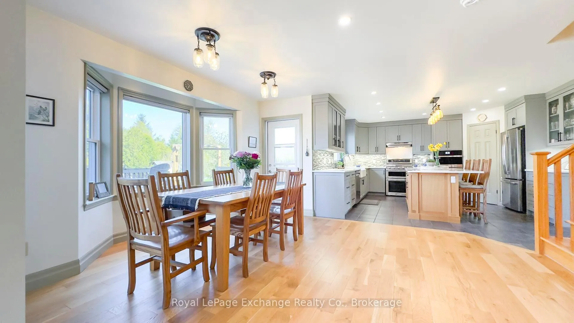 Photo 12 of 902 Park Place, Huron-Kinloss — HOMEH