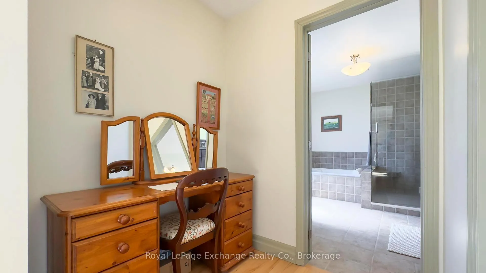 Photo 27 of 902 Park Place, Huron-Kinloss — HOMEH
