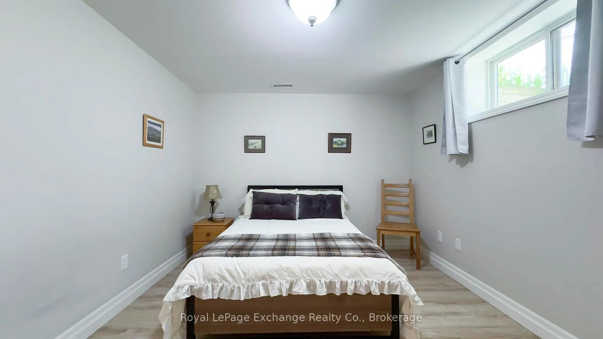 Photo 35 of 902 Park Place, Huron-Kinloss — HOMEH