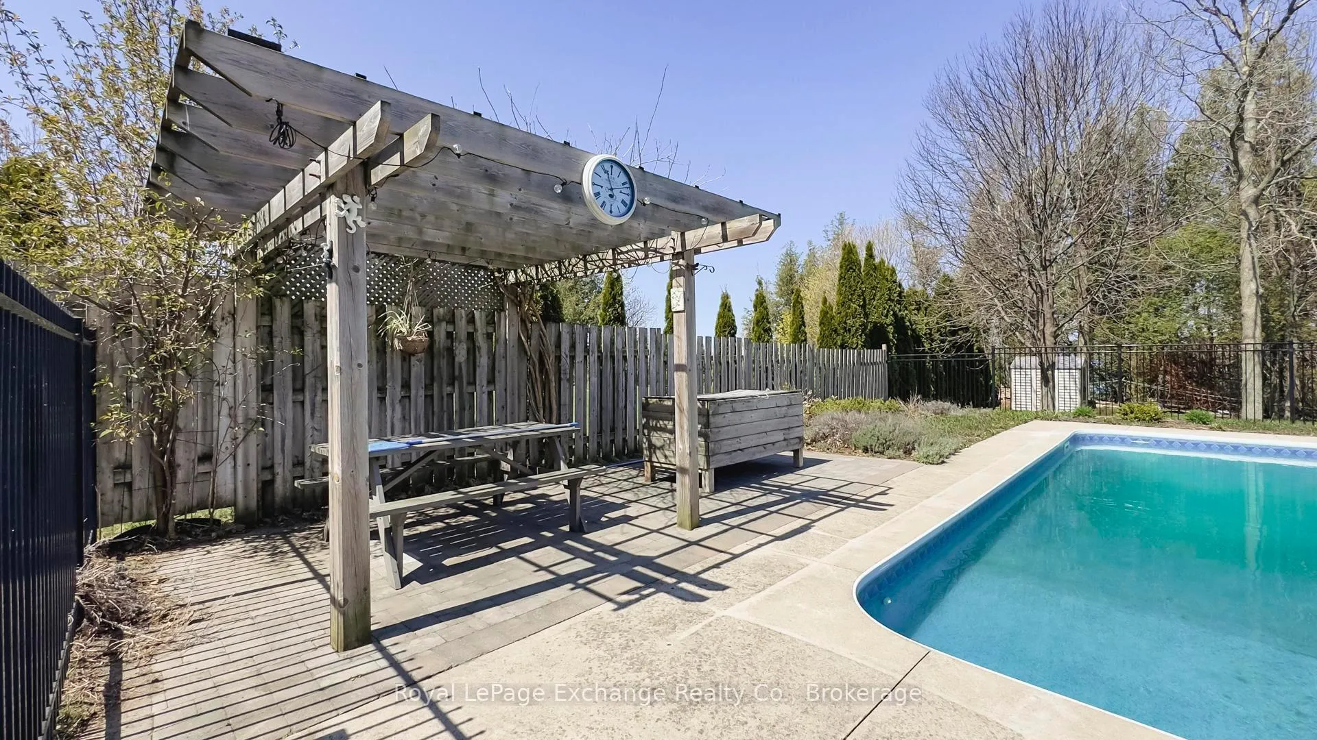 Photo 45 of 902 Park Place, Huron-Kinloss — HOMEH