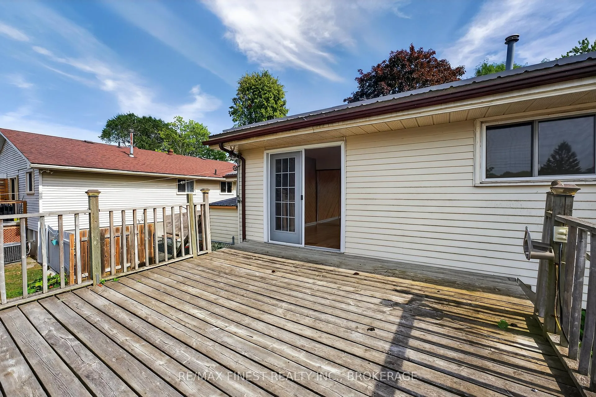 Photo 19 of 812 Cunningham Crescent, Brockville — HOMEH