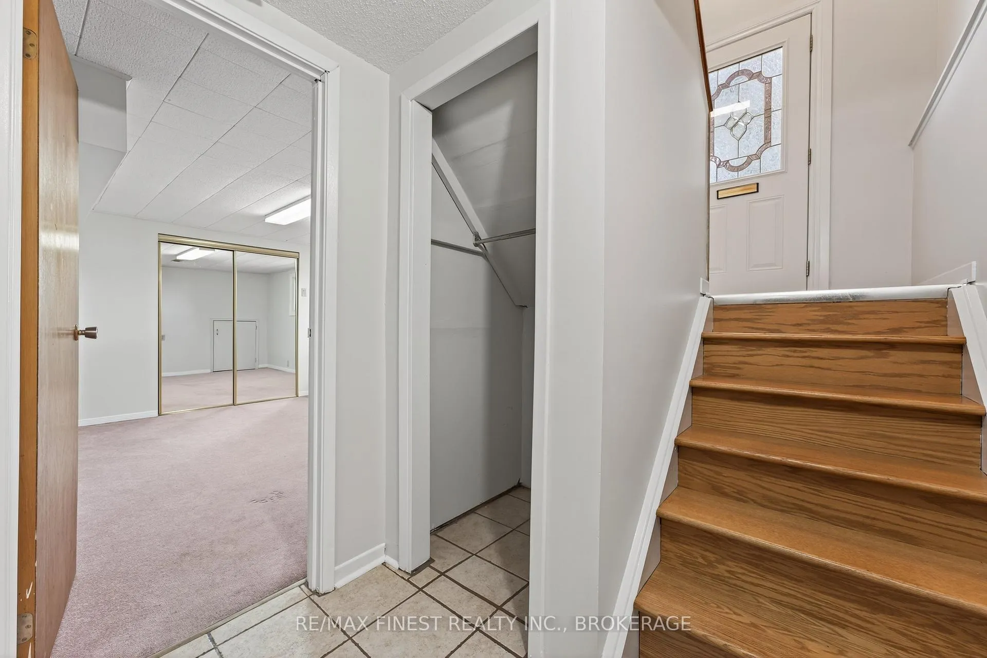 Photo 22 of 812 Cunningham Crescent, Brockville — HOMEH