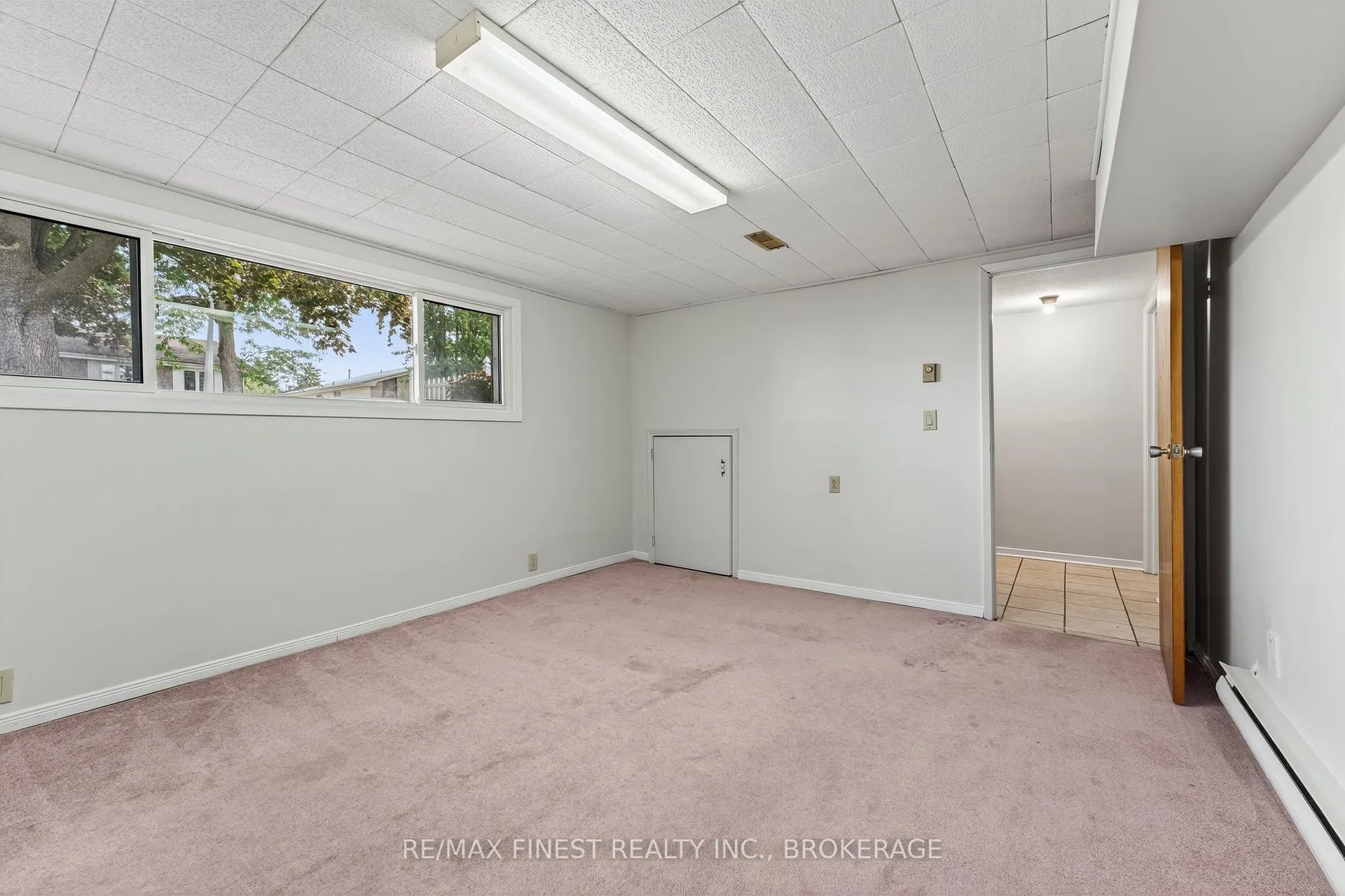 Photo 24 of 812 Cunningham Crescent, Brockville — HOMEH