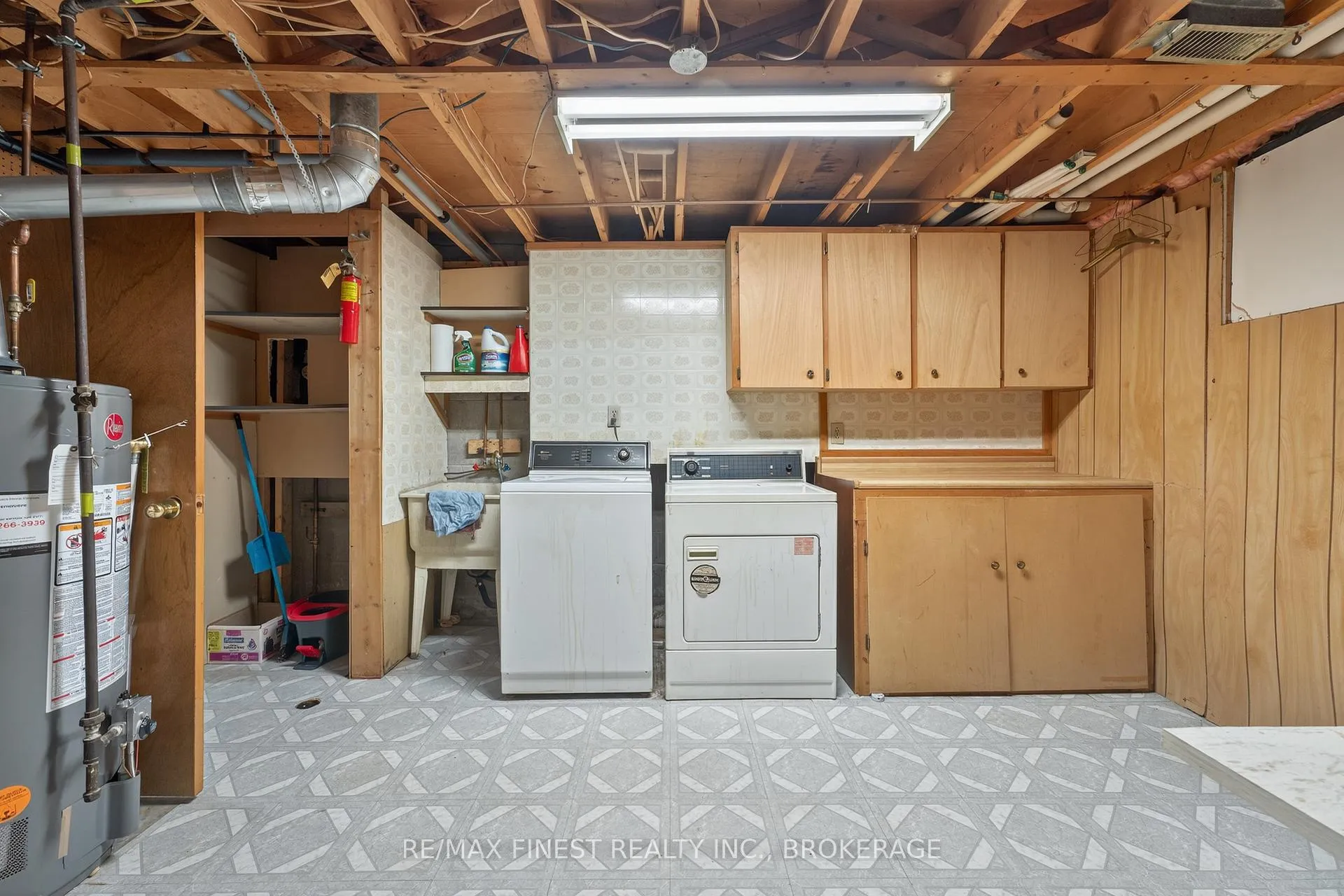 Photo 32 of 812 Cunningham Crescent, Brockville — HOMEH