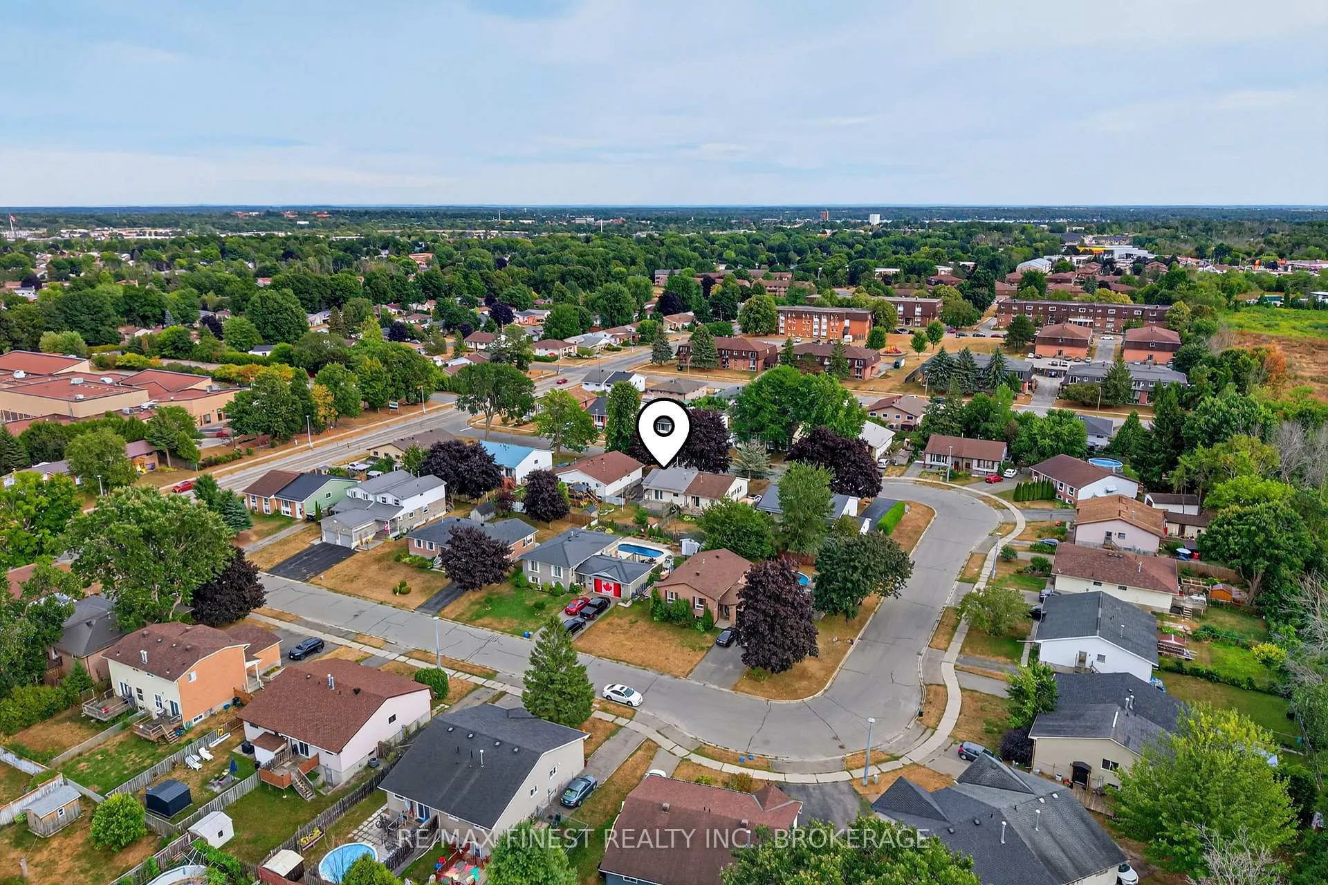 Photo 38 of 812 Cunningham Crescent, Brockville — HOMEH