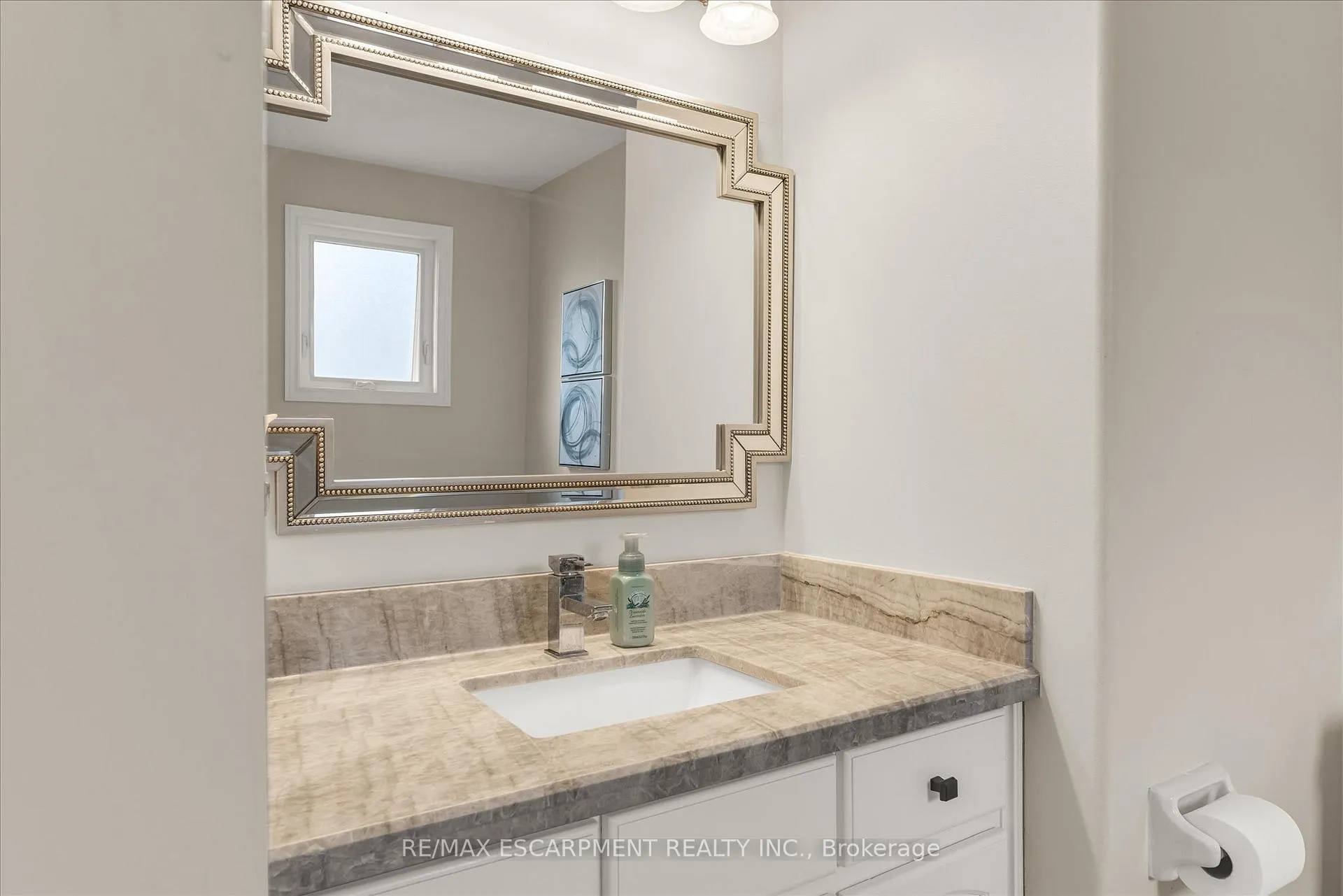 Photo 15 of 75 Gatestone Drive, Hamilton, Stoney Creek Mountain — HOMEH