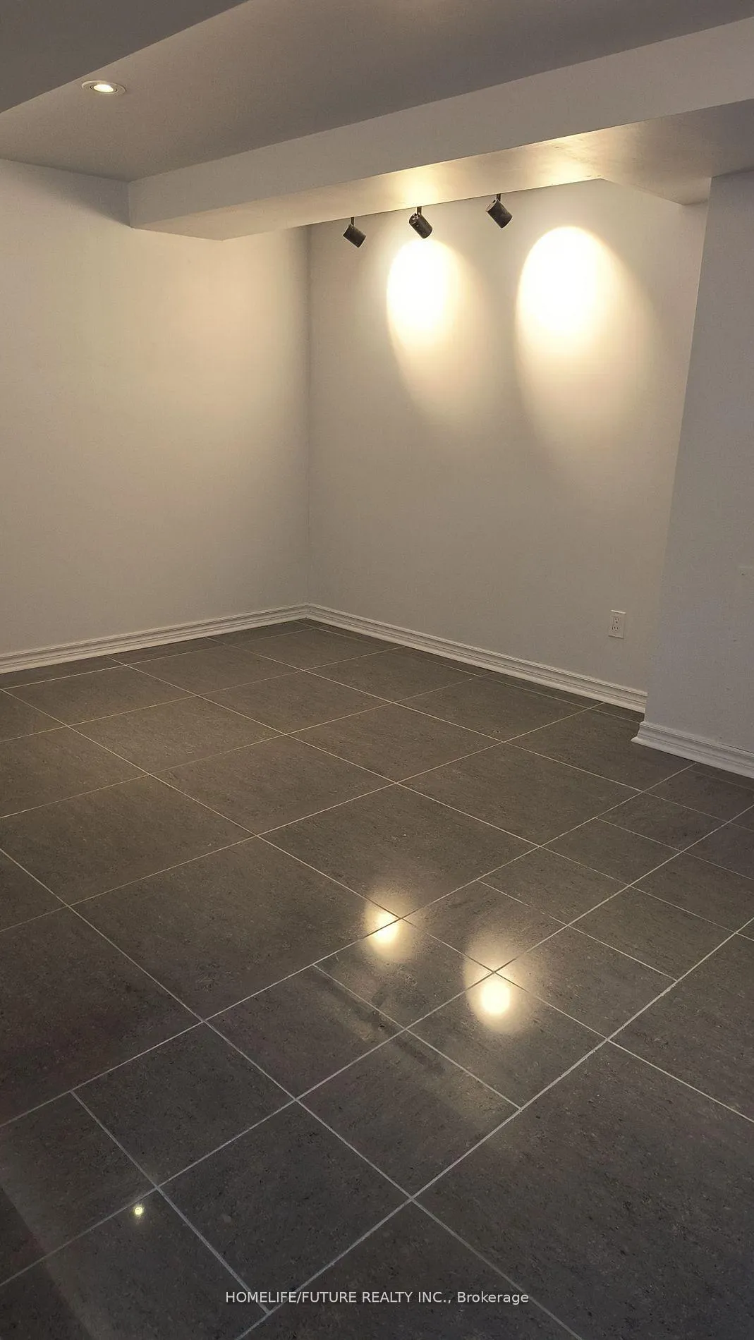 Photo 6 of Unit Bsmt, 202 Crocus Drive, Scarborough, Wexford-Maryvale — HOMEH