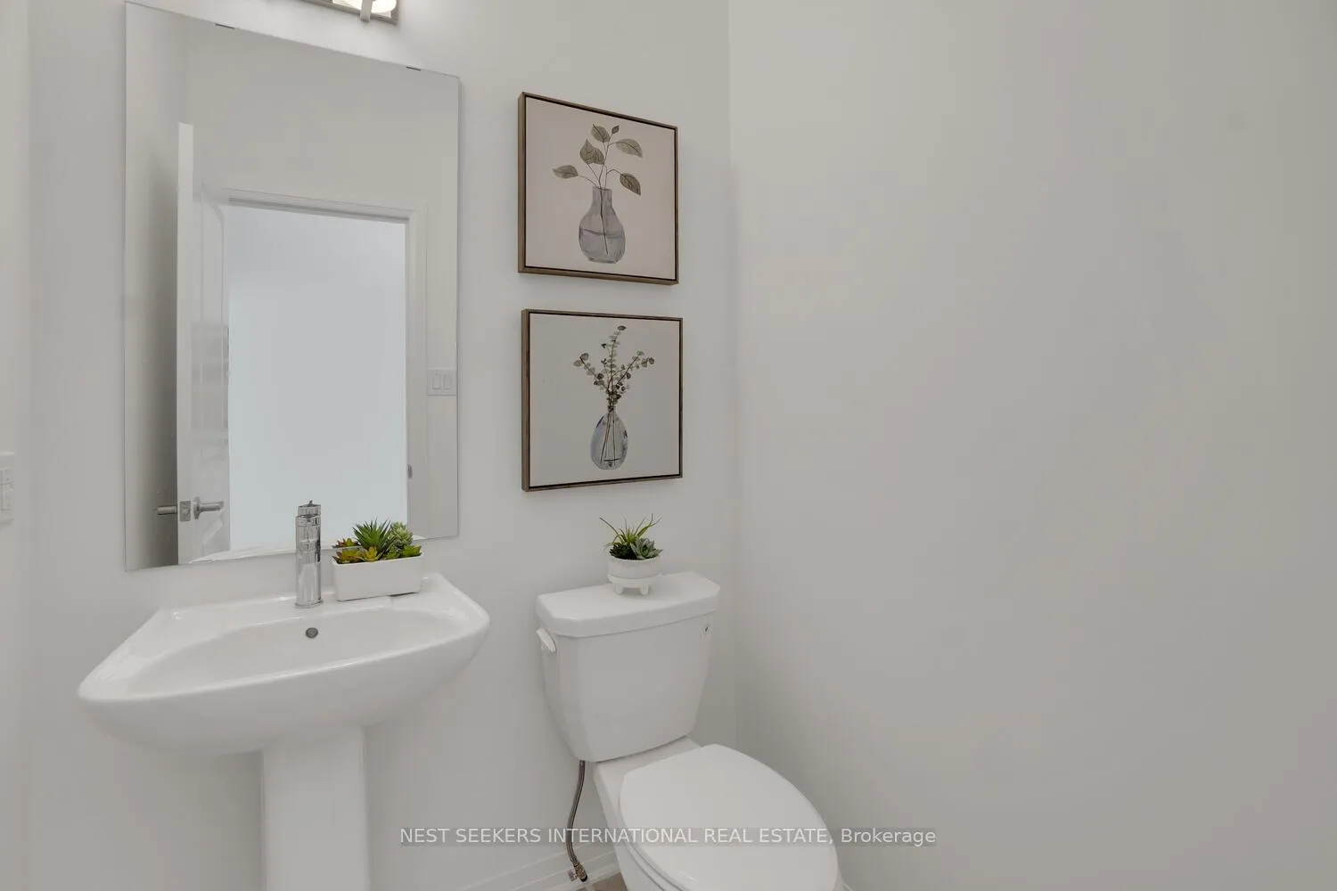 Photo 16 of 60 Totten Trail, New Tecumseth, Tottenham — HOMEH