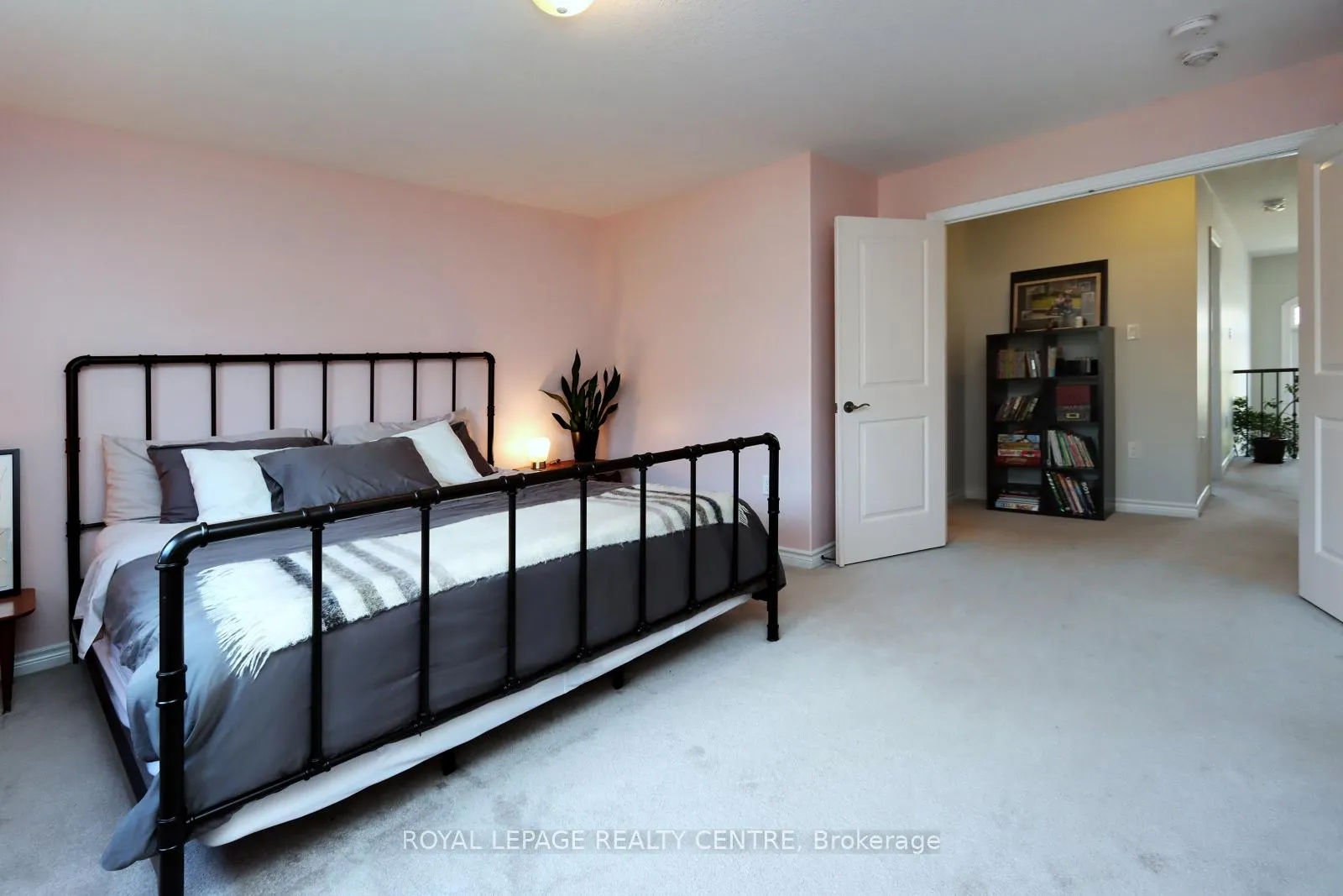 Photo 24 of 41 Holt Drive, New Tecumseth, Alliston — HOMEH
