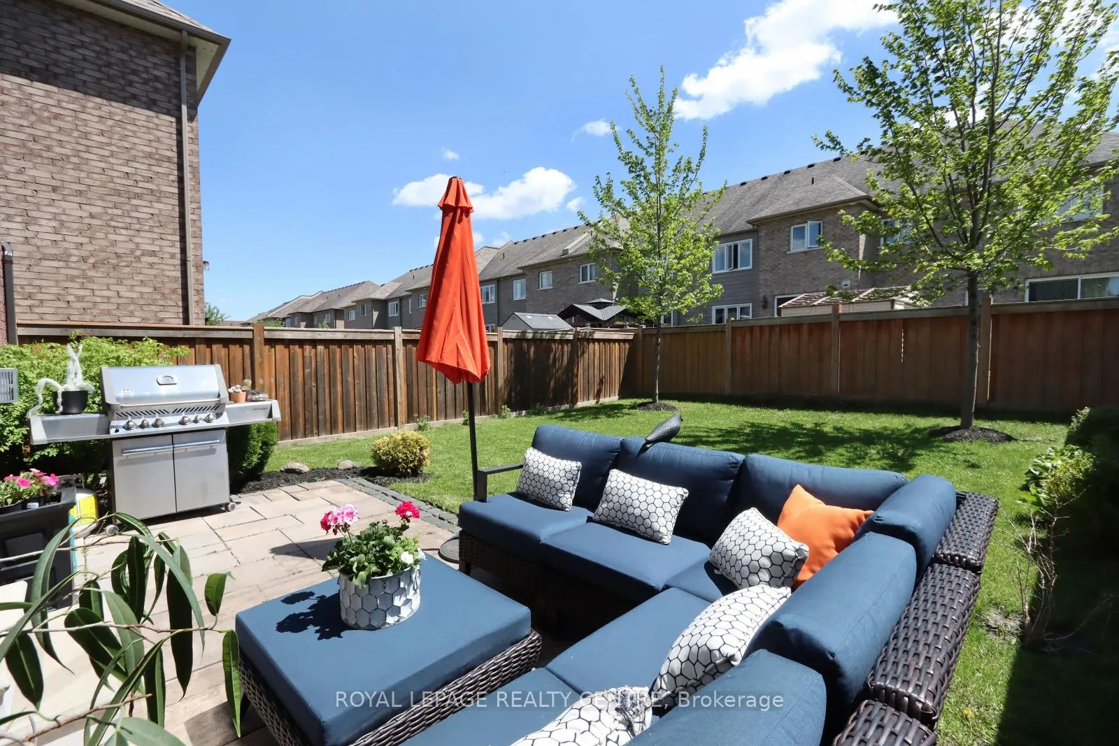 Photo 32 of 41 Holt Drive, New Tecumseth, Alliston — HOMEH