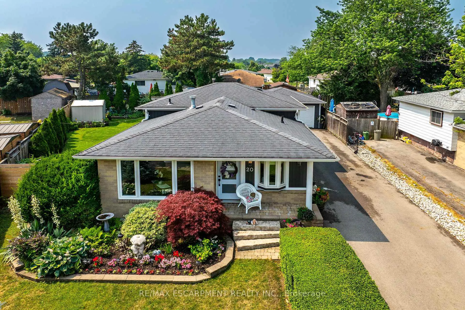 Photo 4 of 20 William Johnson Street, Hamilton, Stoney Creek Mountain — HOMEH