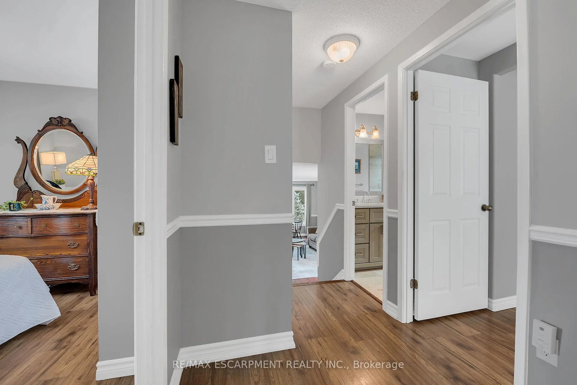 Photo 19 of 20 William Johnson Street, Hamilton, Stoney Creek Mountain — HOMEH