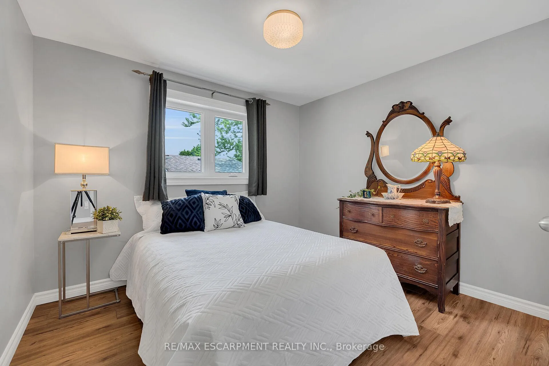 Photo 22 of 20 William Johnson Street, Hamilton, Stoney Creek Mountain — HOMEH