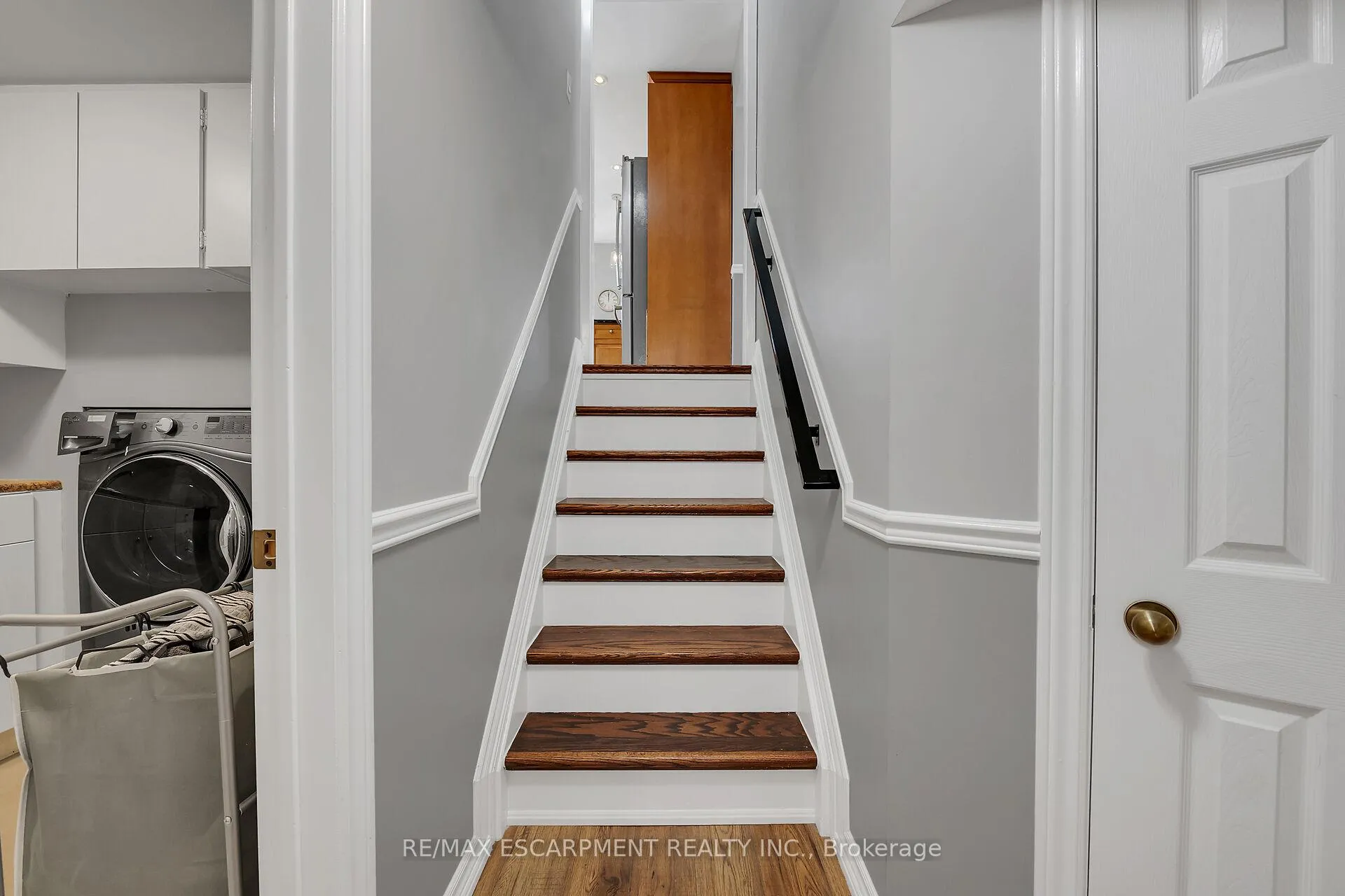 Photo 26 of 20 William Johnson Street, Hamilton, Stoney Creek Mountain — HOMEH