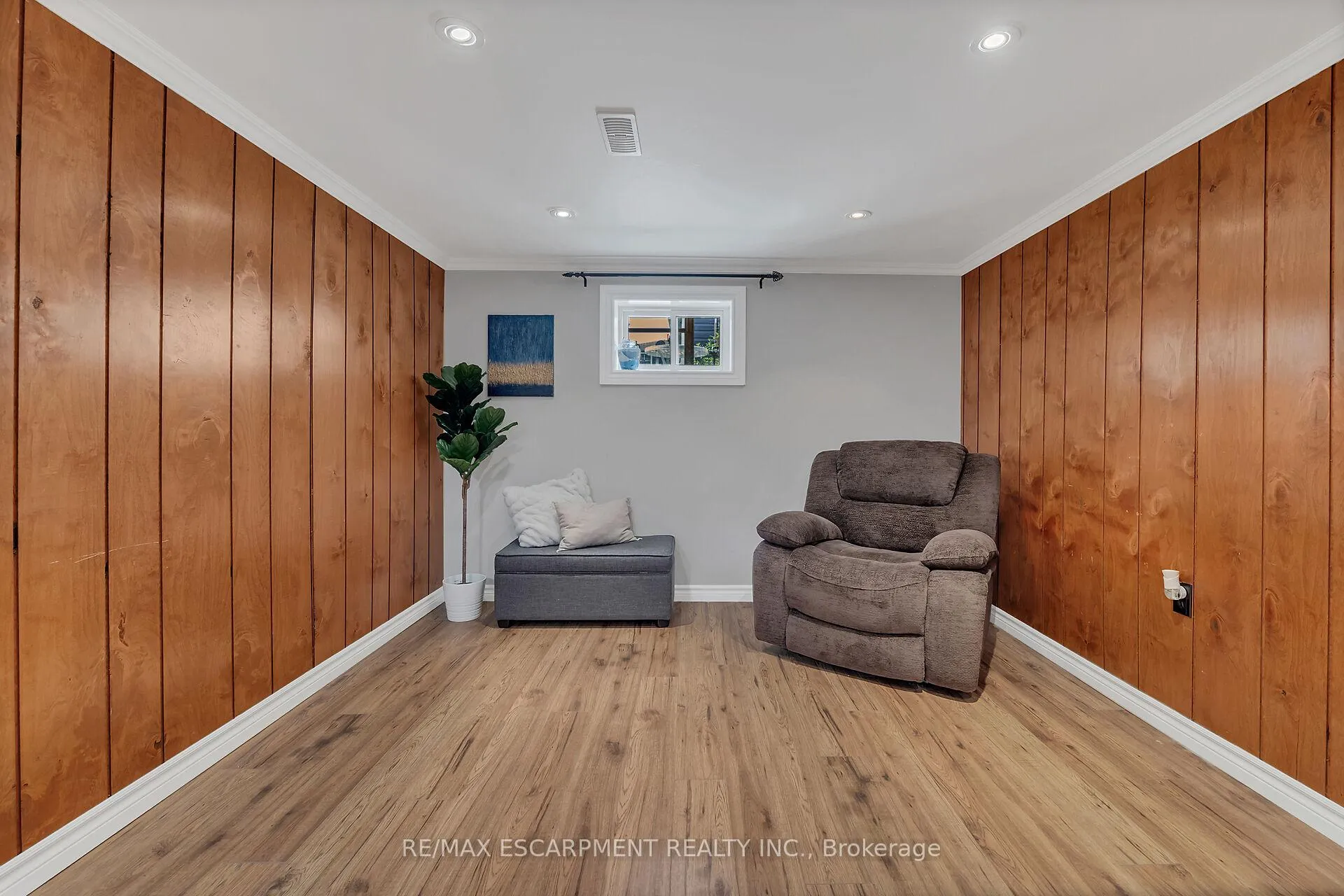 Photo 29 of 20 William Johnson Street, Hamilton, Stoney Creek Mountain — HOMEH