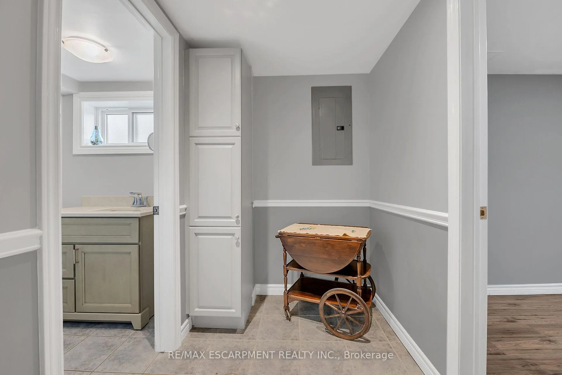 Photo 31 of 20 William Johnson Street, Hamilton, Stoney Creek Mountain — HOMEH