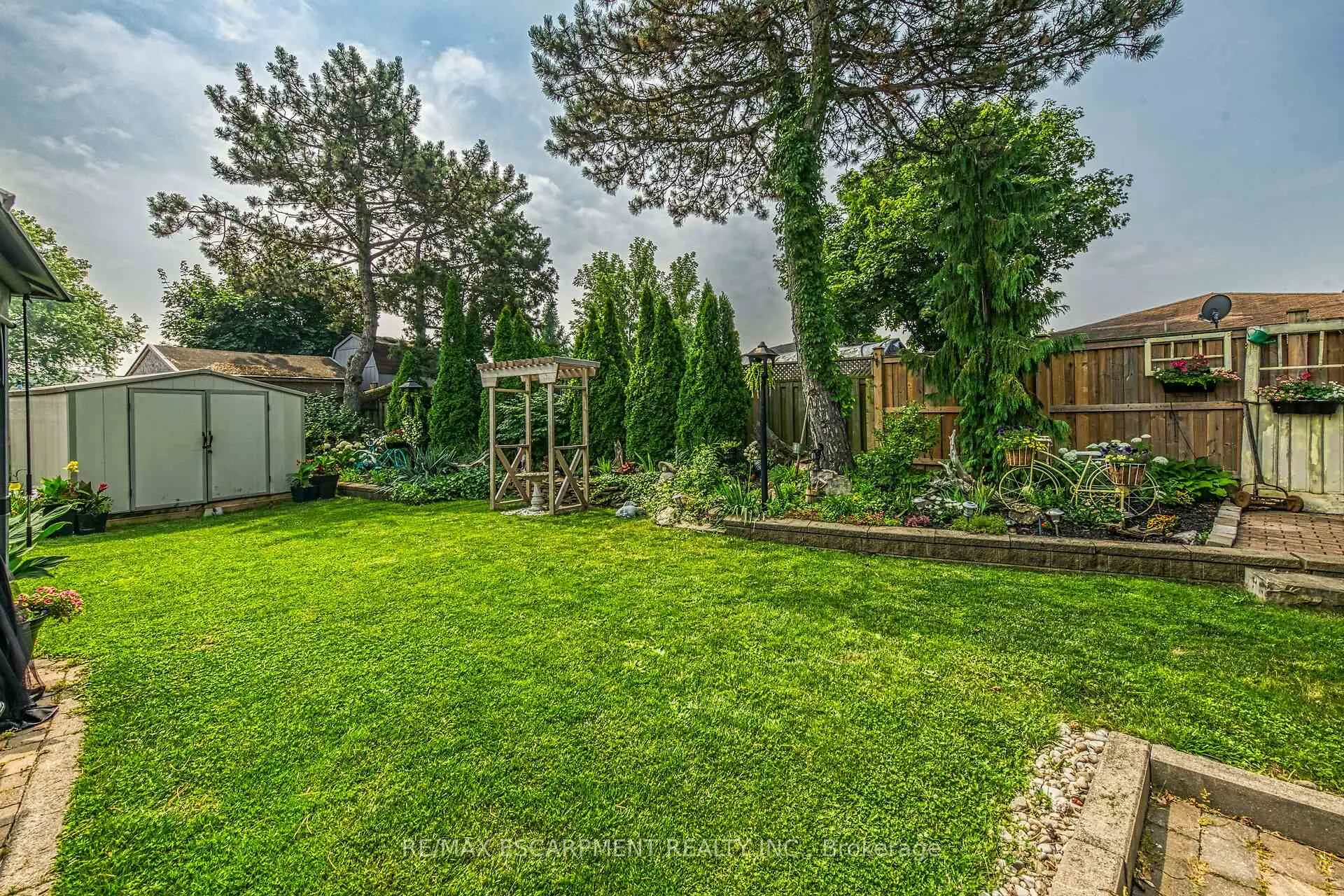 Photo 41 of 20 William Johnson Street, Hamilton, Stoney Creek Mountain — HOMEH