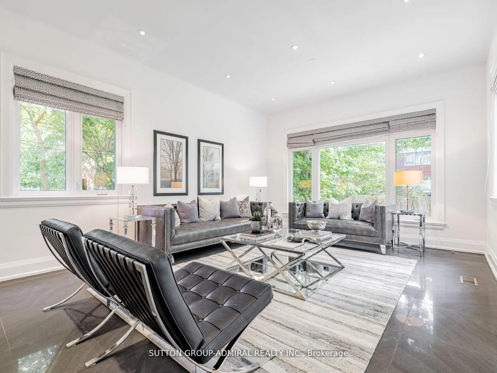 Photo 12 of 11 Frontenac Avenue, Toronto, Bedford Park-Nortown — HOMEH