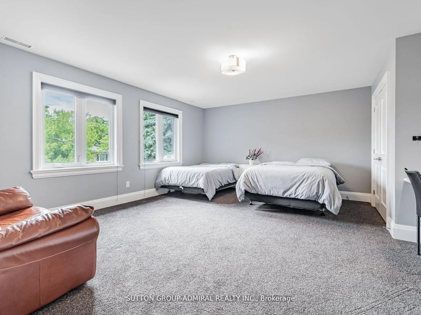 Photo 29 of 11 Frontenac Avenue, Toronto, Bedford Park-Nortown — HOMEH