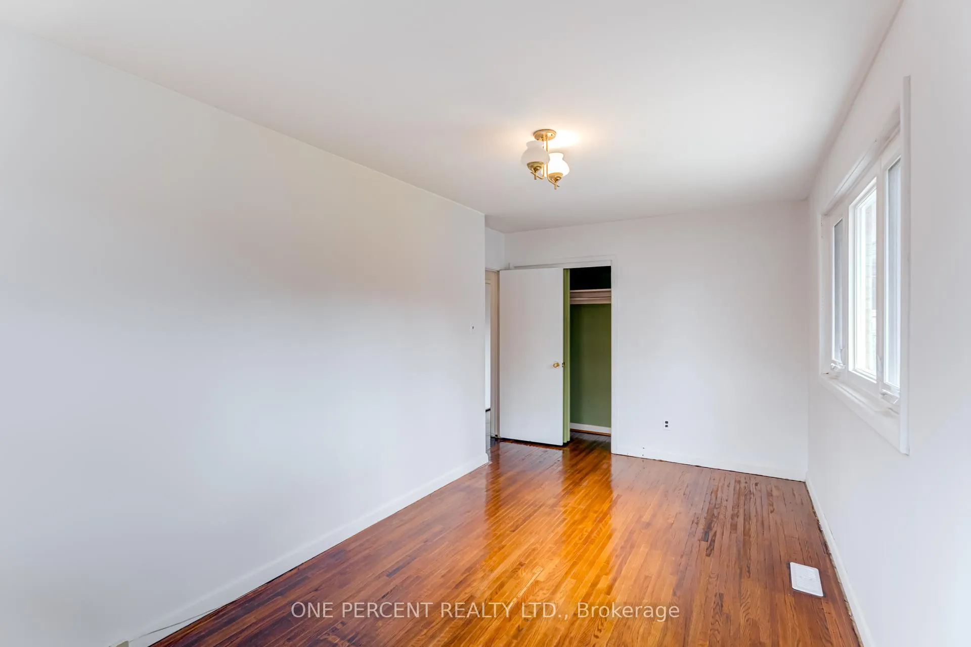 Photo 22 of 600 McCowan Road, Scarborough, Bendale — HOMEH