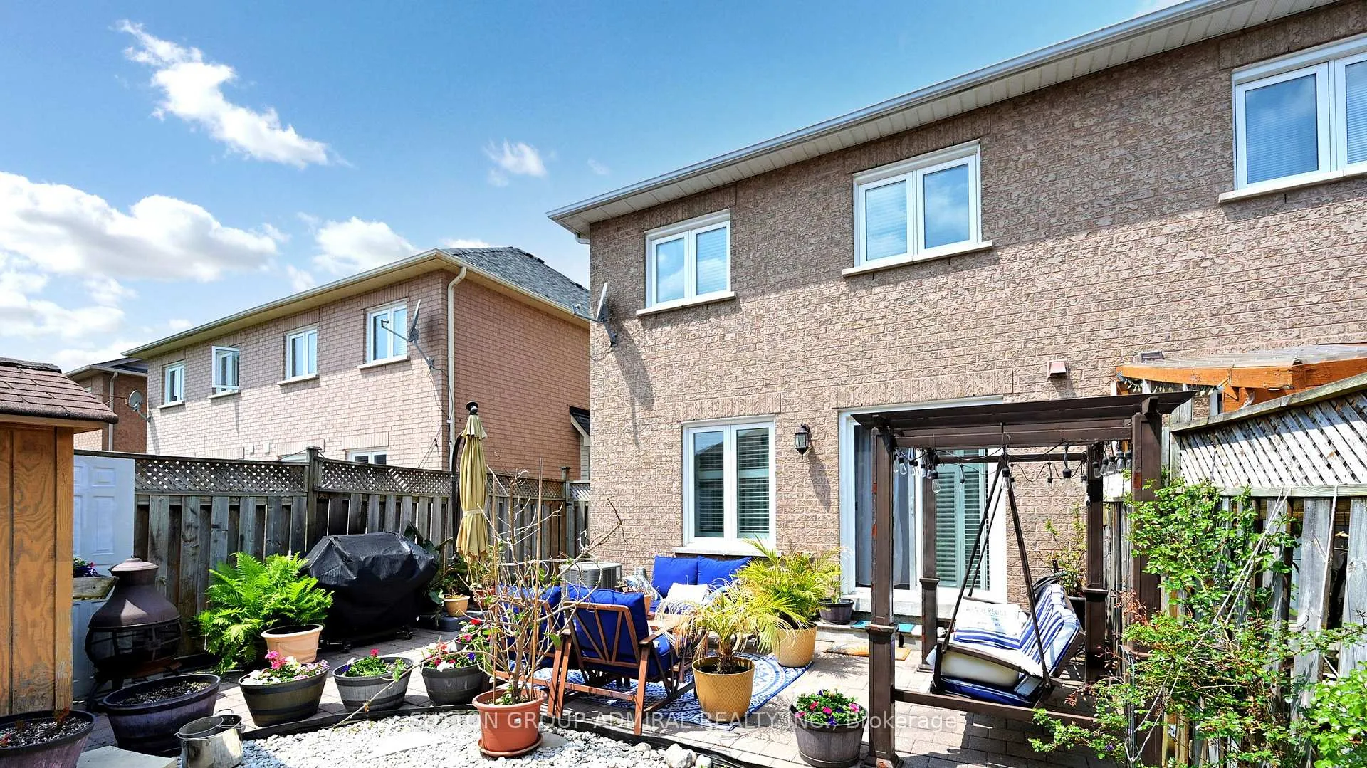 Photo 42 of 7 Rockview Gardens, Vaughan, Concord — HOMEH