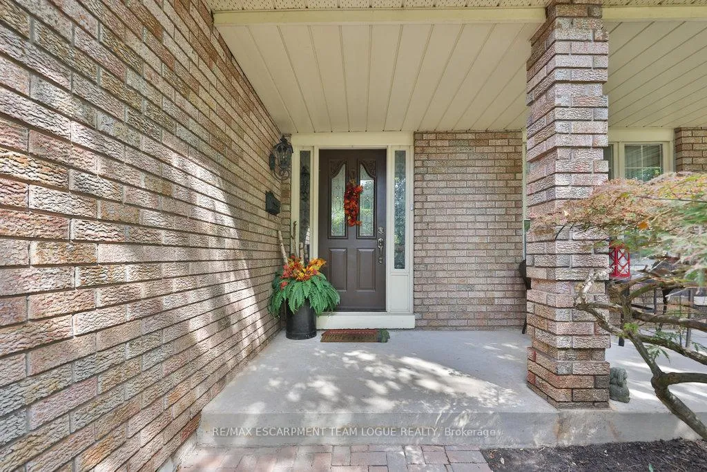 Photo 5 of 159 Burloak Drive, Oakville, Bronte — HOMEH