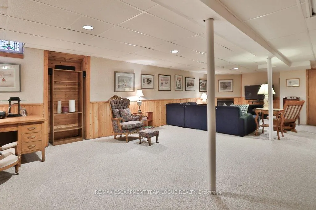 Photo 32 of 159 Burloak Drive, Oakville, Bronte — HOMEH