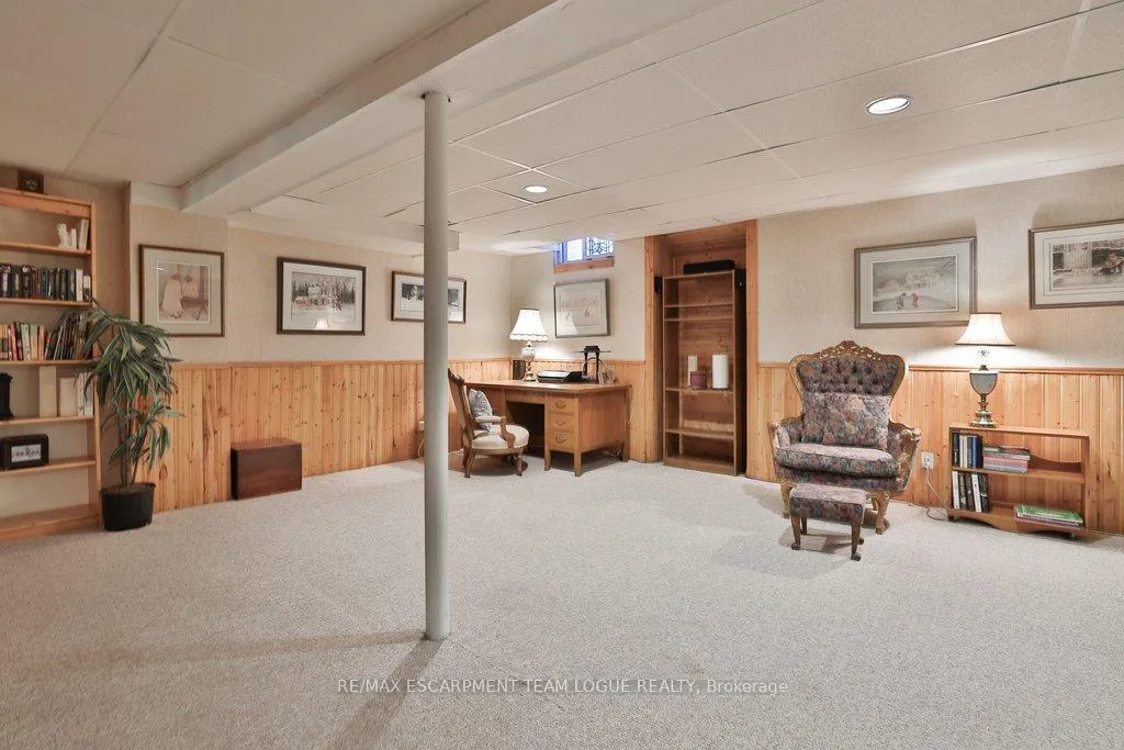 Photo 33 of 159 Burloak Drive, Oakville, Bronte — HOMEH